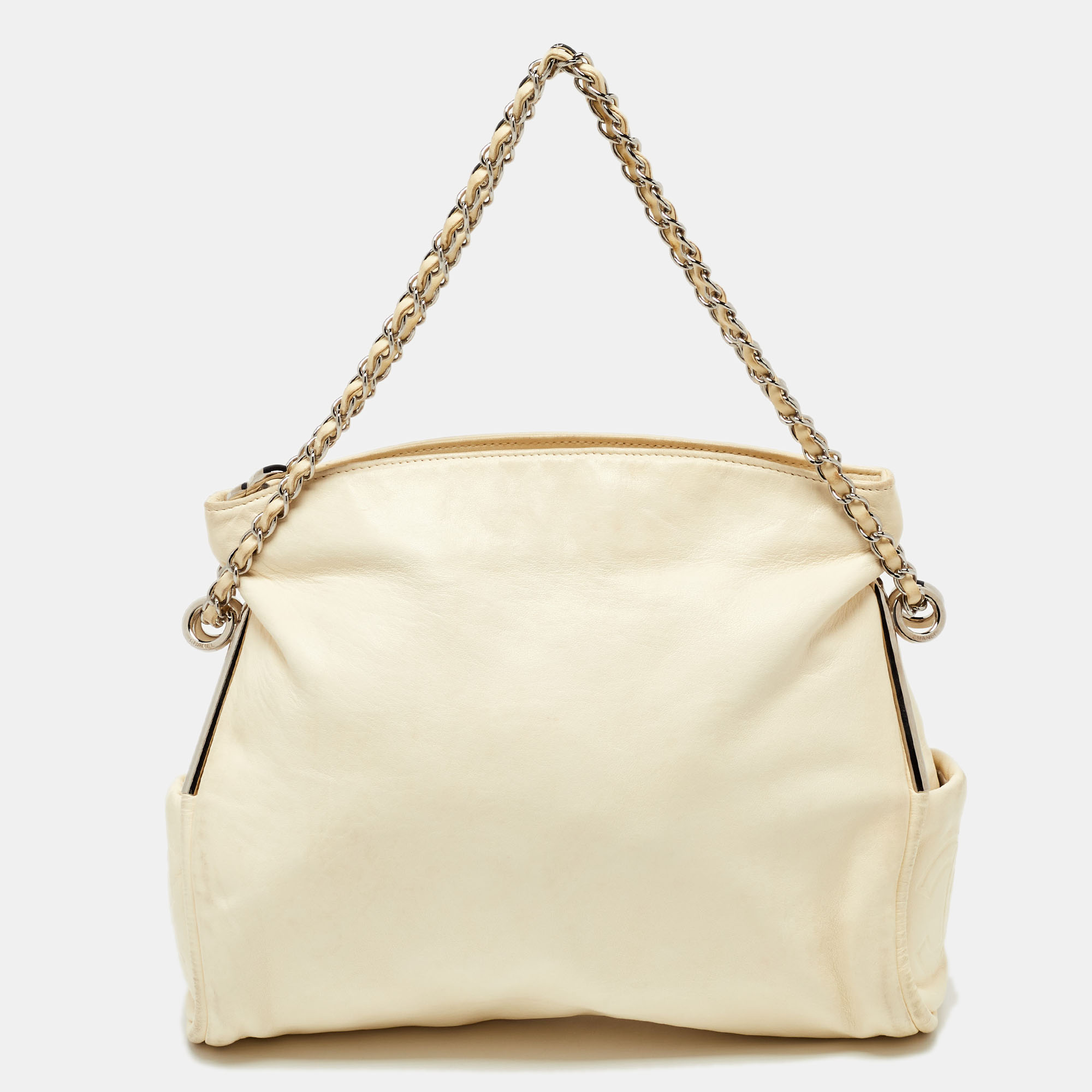 

Chanel Cream Leather CC Medium Ultimate Soft Bag