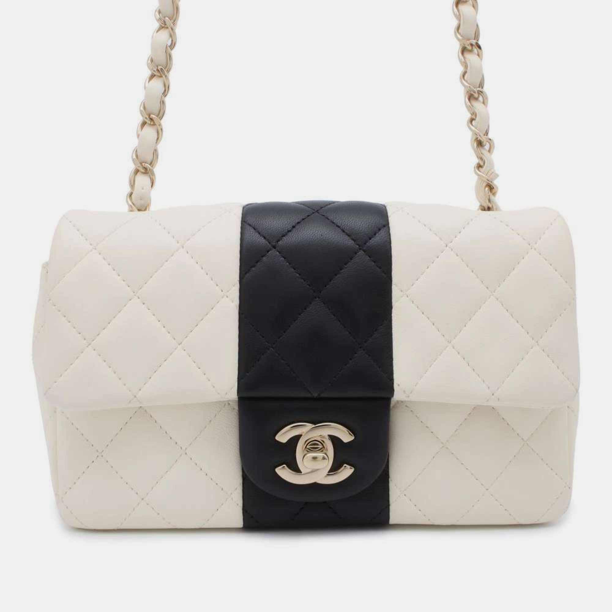 

Chanel White Black Lambskin Coco Mark Matelasse Flap Chain Shoulder Bag