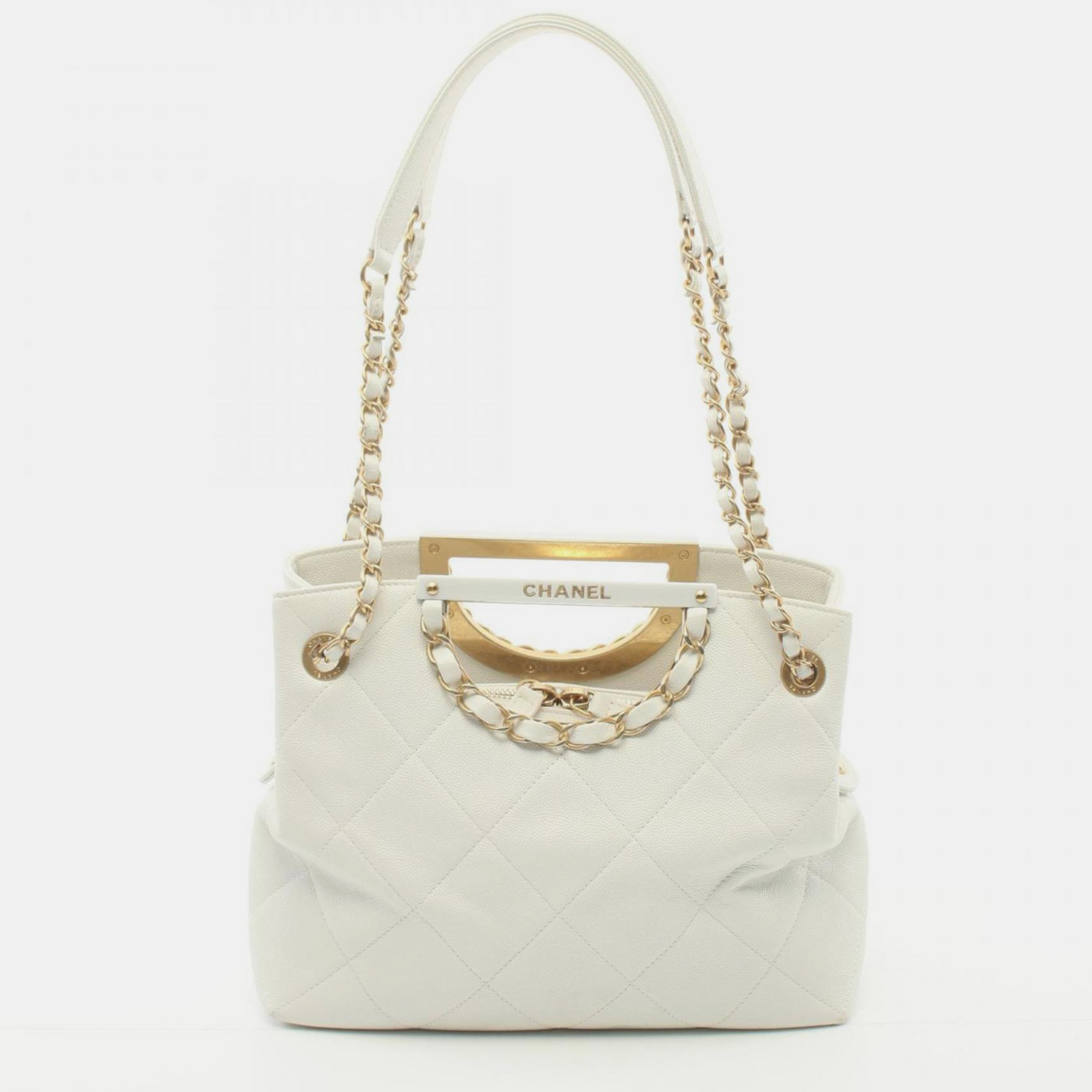 

Chanel Caviar Skin White Matelasse Shoulder Bag