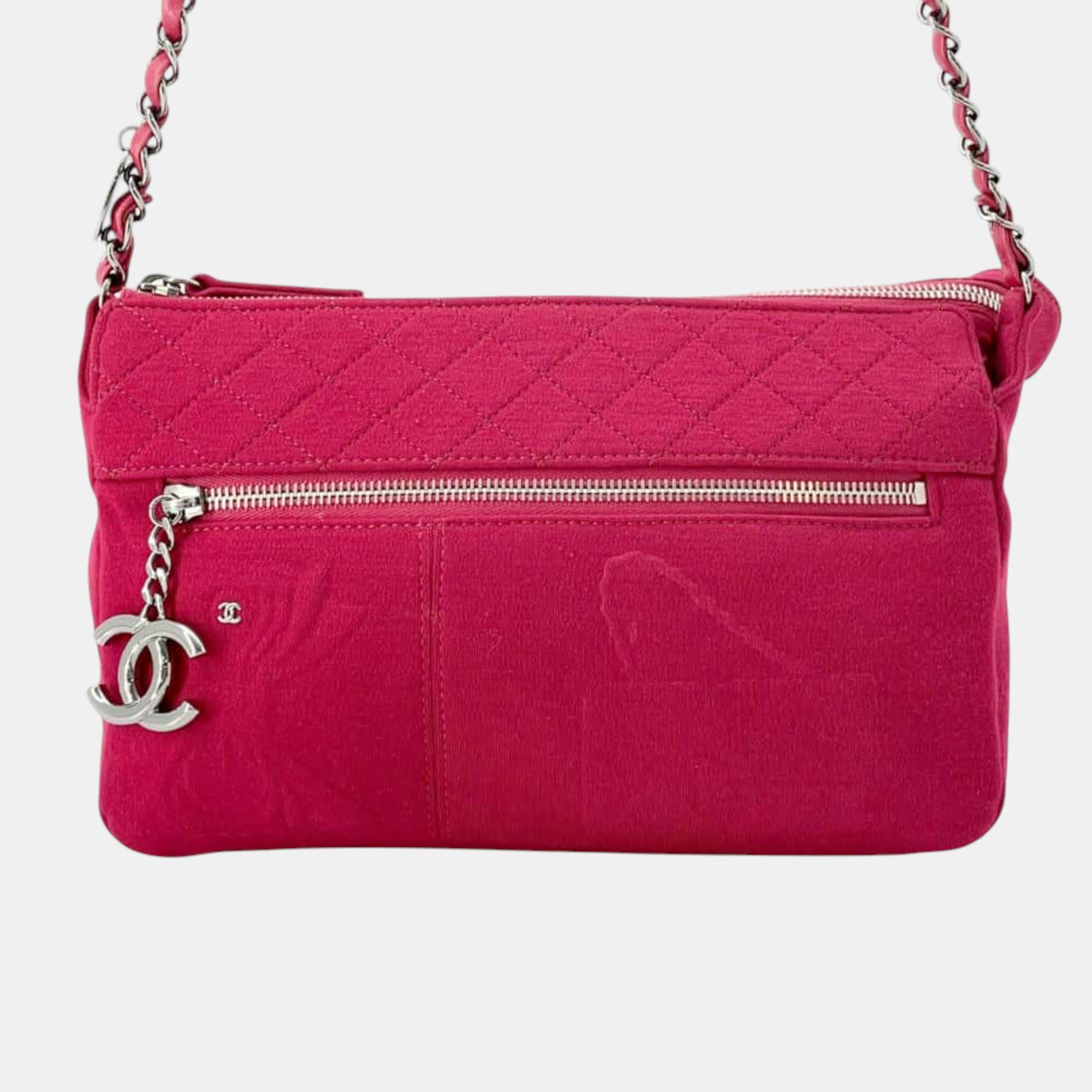 

Chanel Red Cotton Matelasse Chain Shoulder Bag