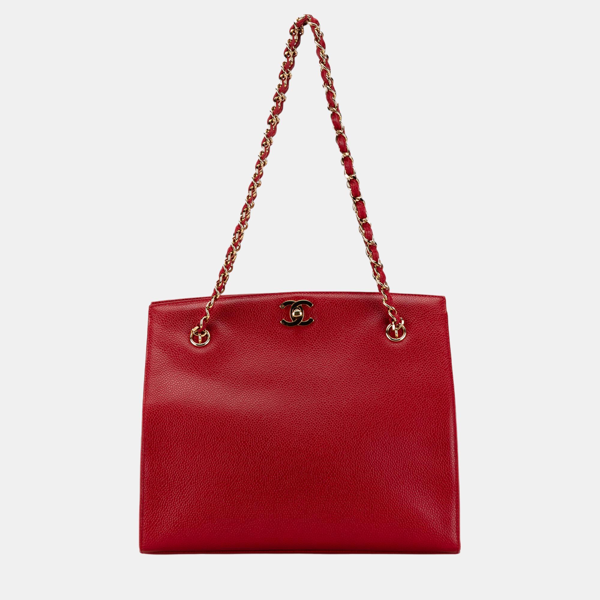 

Chanel Red CC Caviar Turn Lock Chain Tote