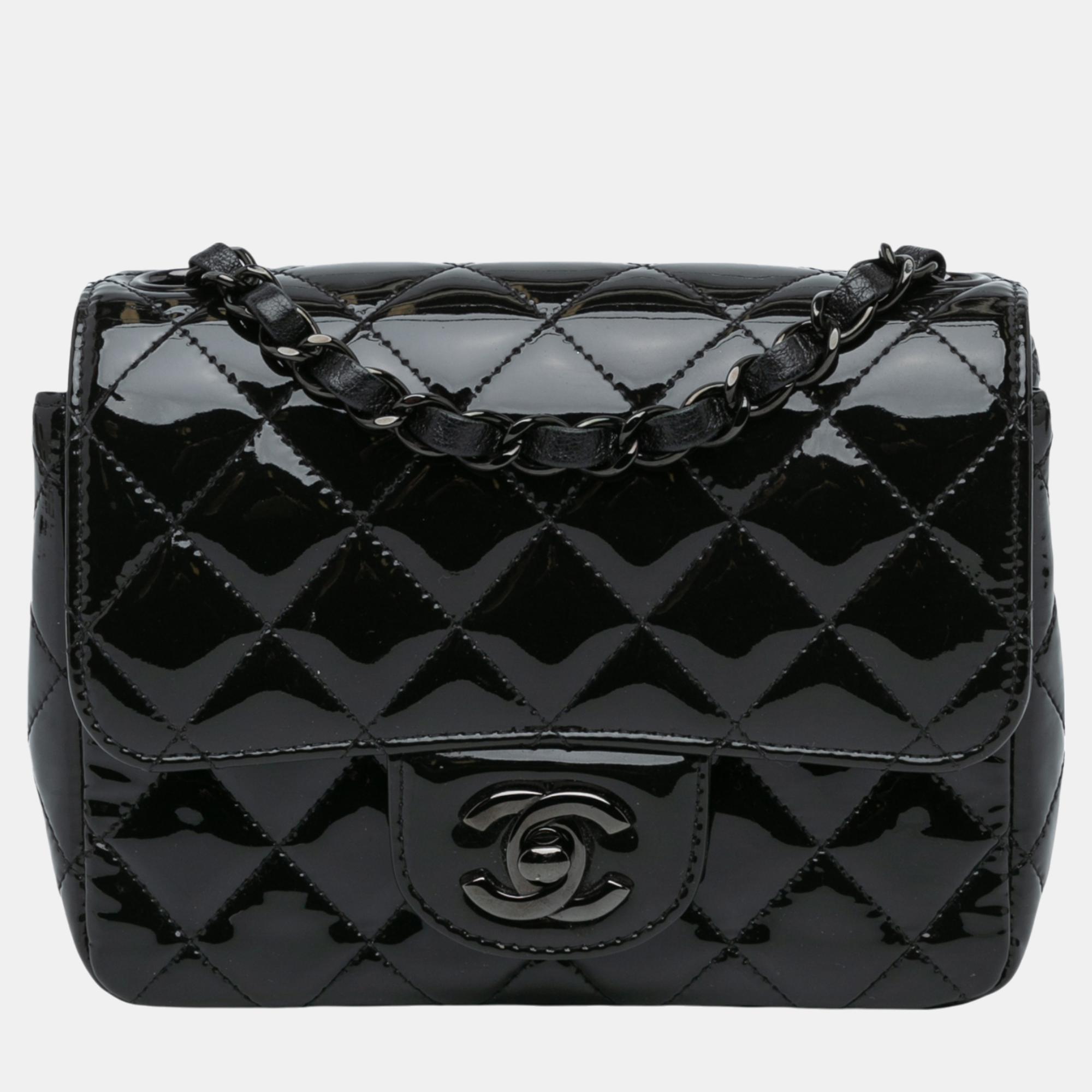 

Chanel Black Mini Square Classic Patent Single Flap