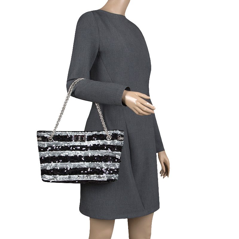 

Chanel Black/Silver Stripe Sequins Reissue Shoulder Bag