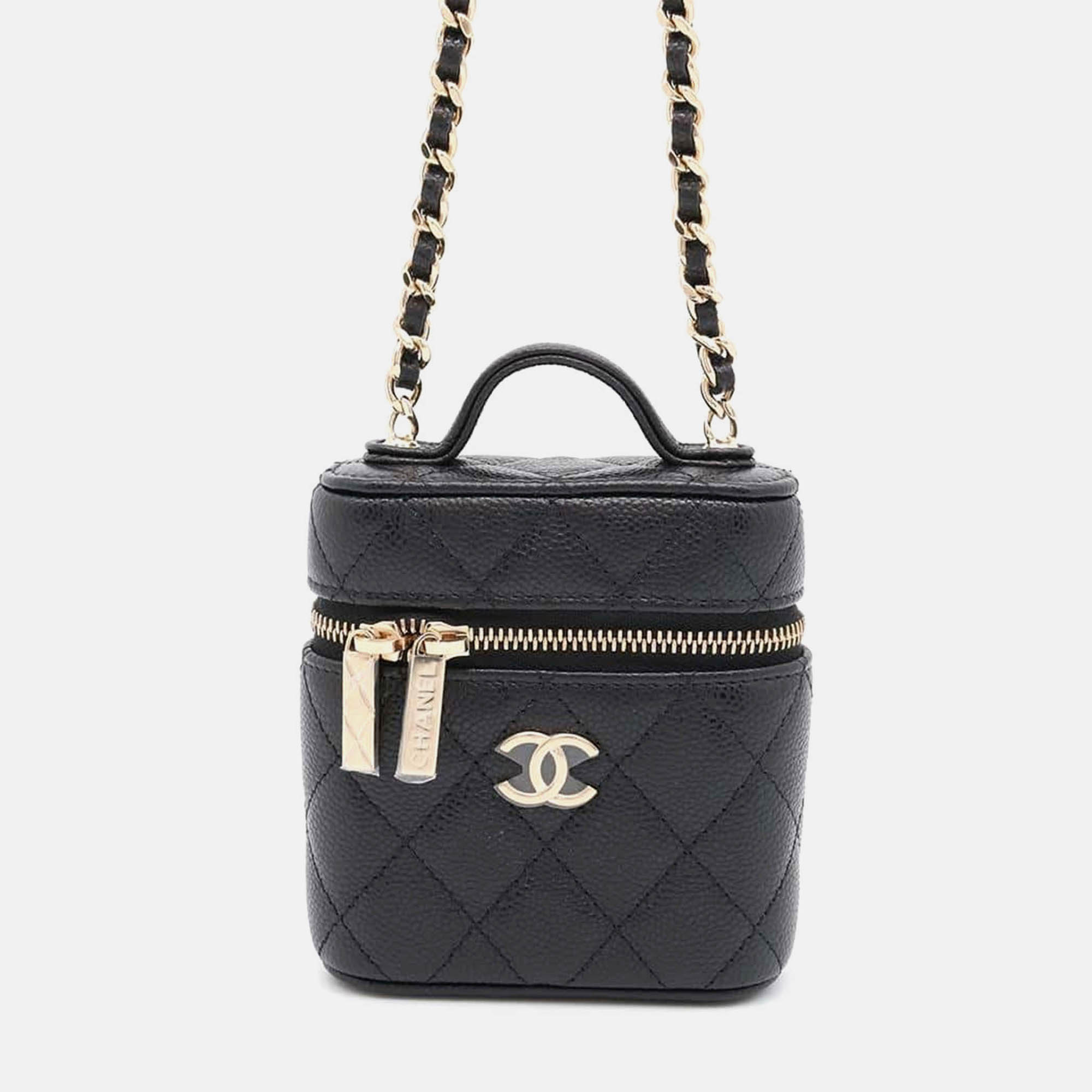 

Chanel Black Caviar Leather Matelasse Small vanity case