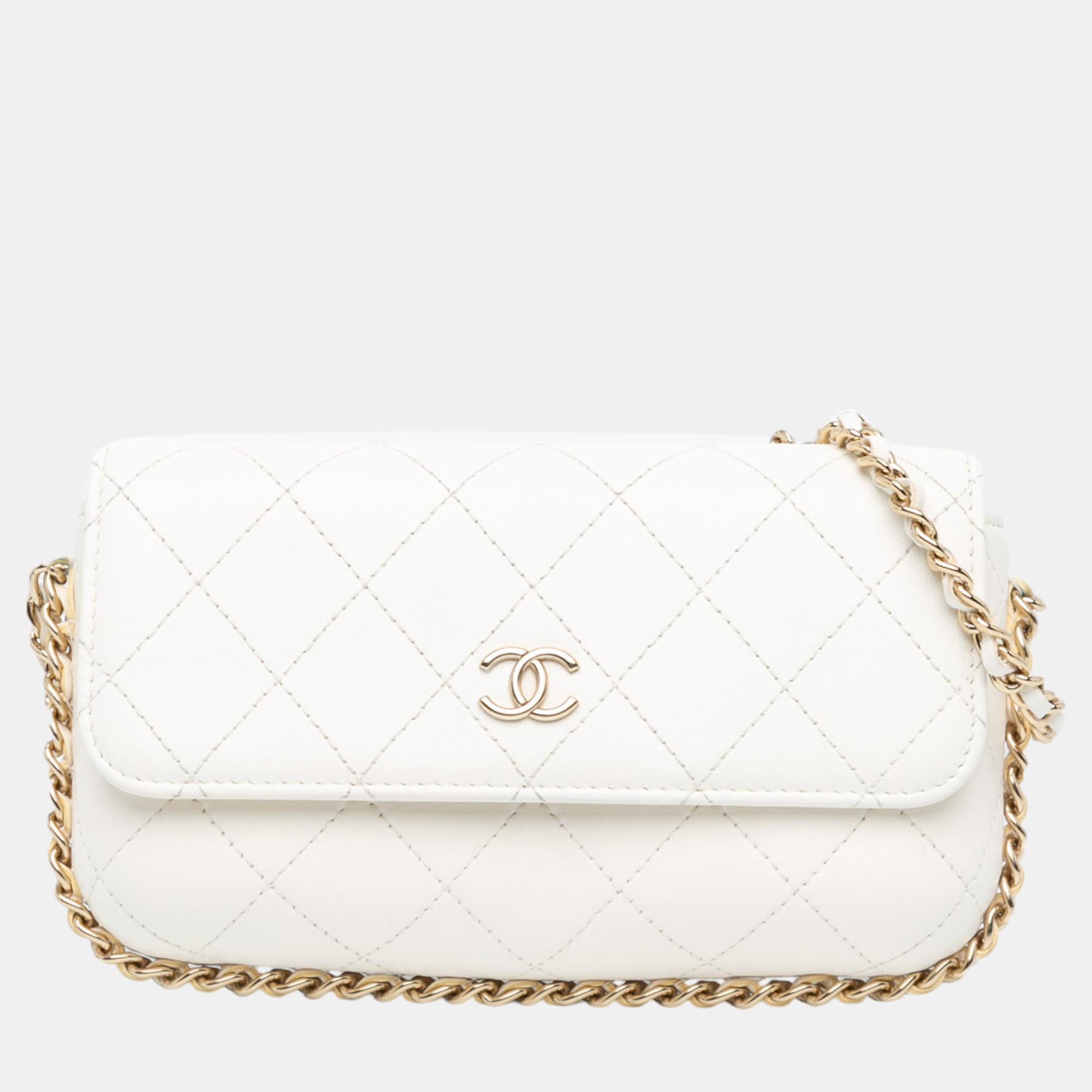 

Chanel White Lambskin Chain Around Flap Phone Case