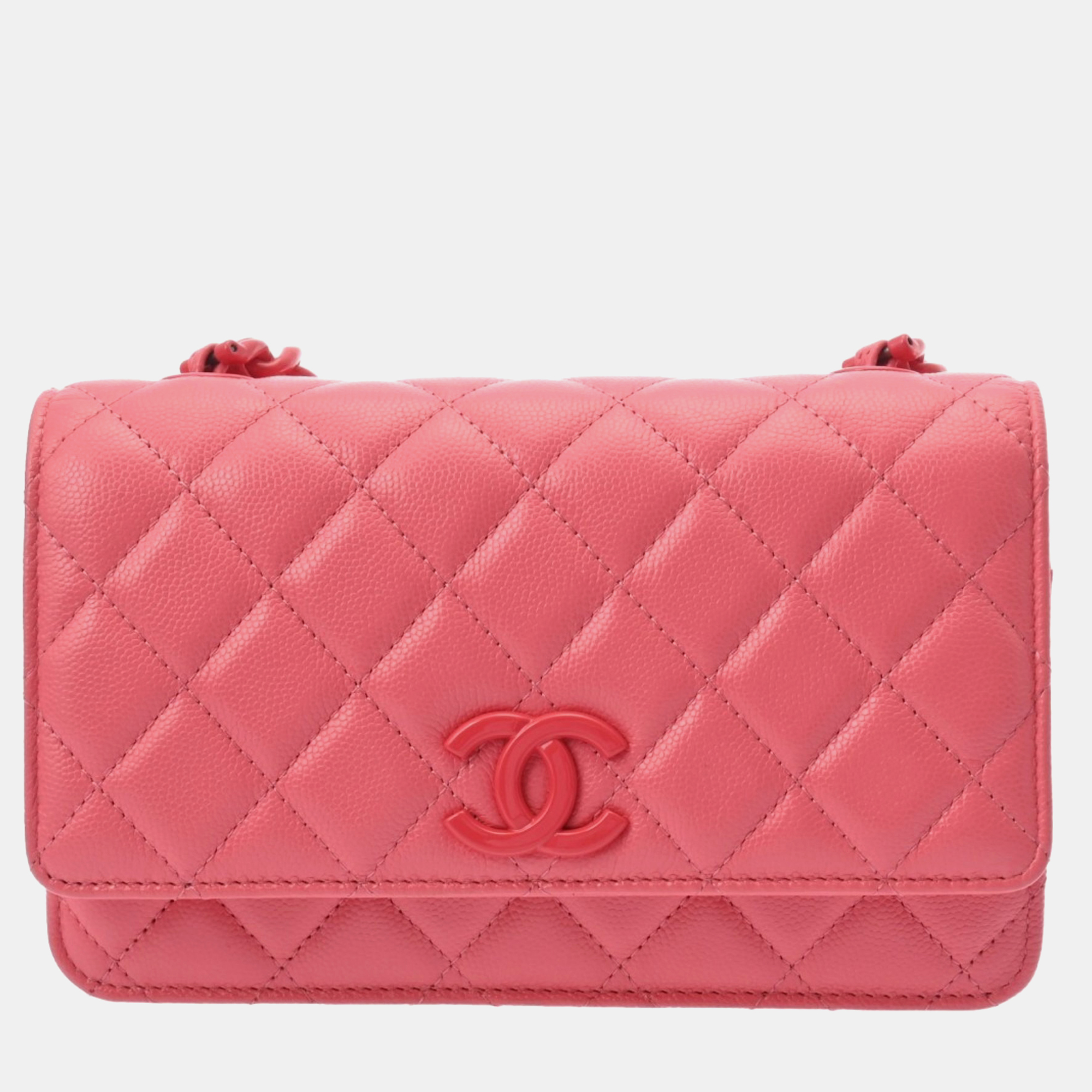 

Chanel Pink Caviar Skin Matelasse Chain Wallet Shoulder Bag