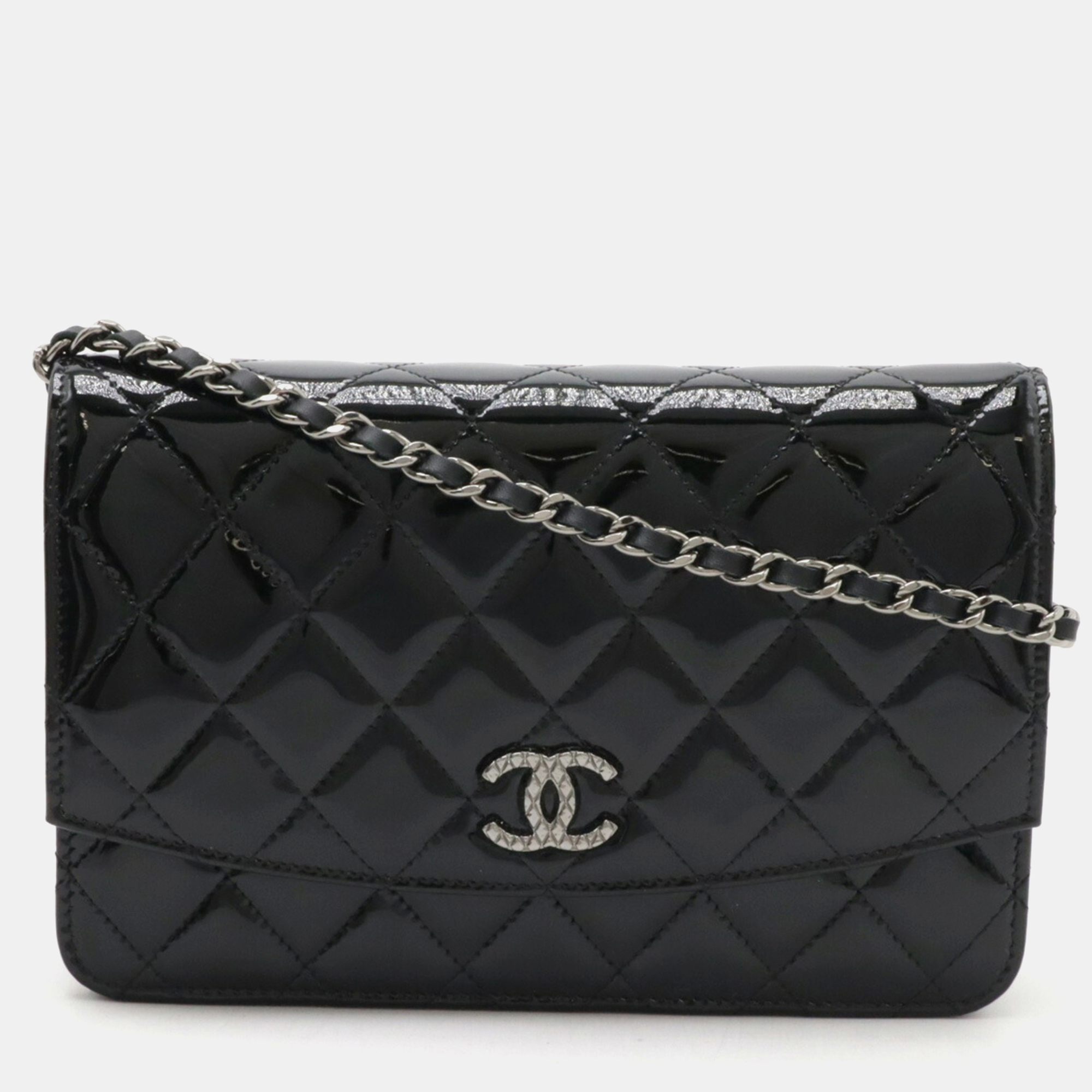 

Chanel Enamel Leather Black Brilliant Matelasse Chain Wallet