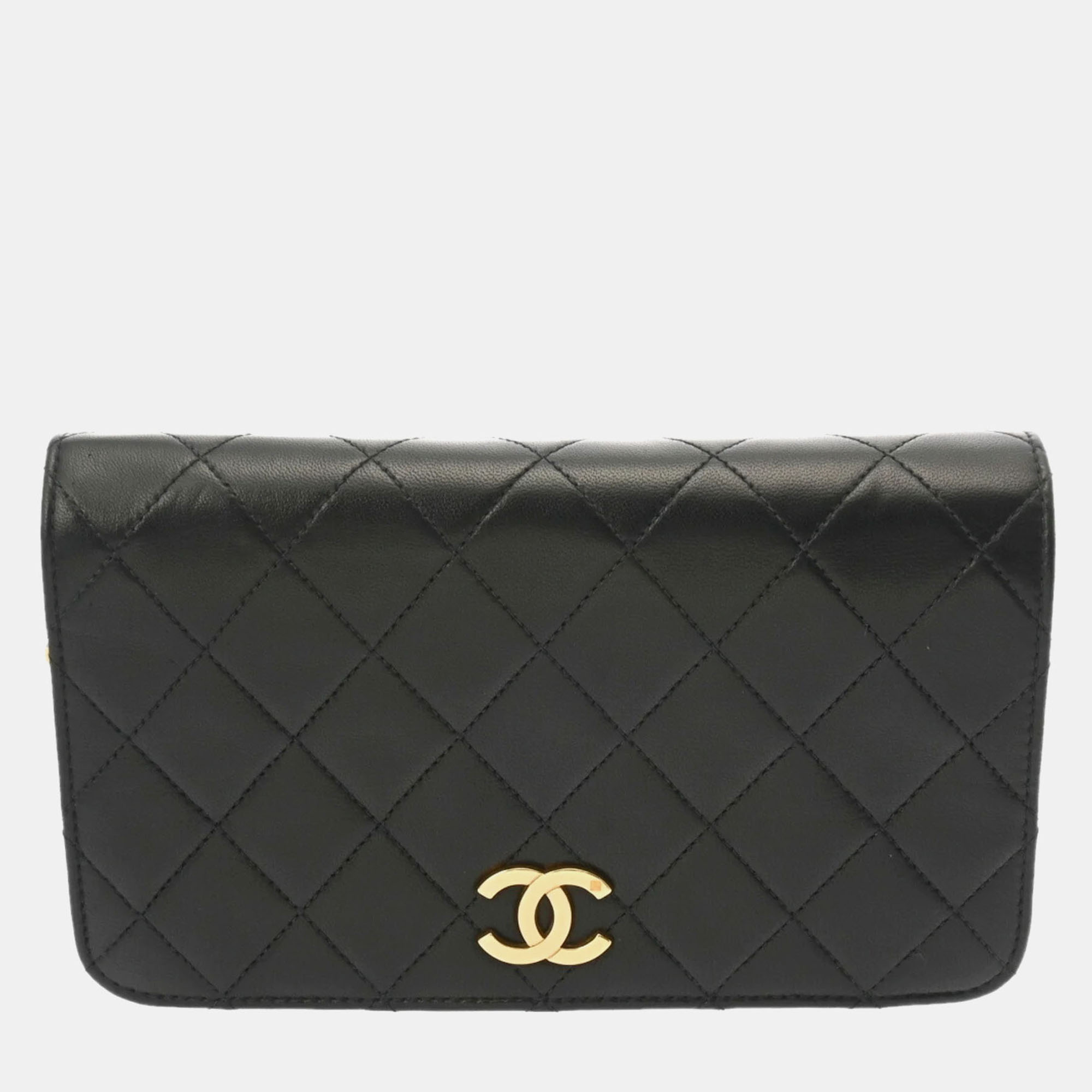 

Chanel Black Lambskin Matelasse Chain Shoulder 19 Bag