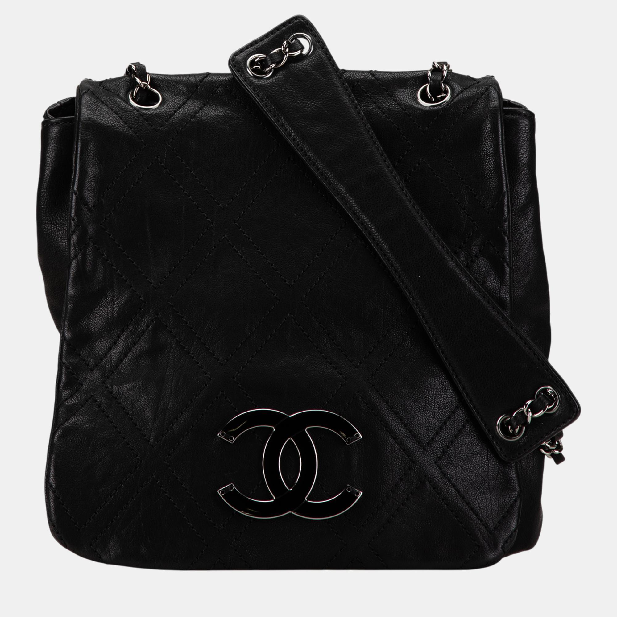 

Chanel Quilted Calfskin Double Stitch Crossbody, Black