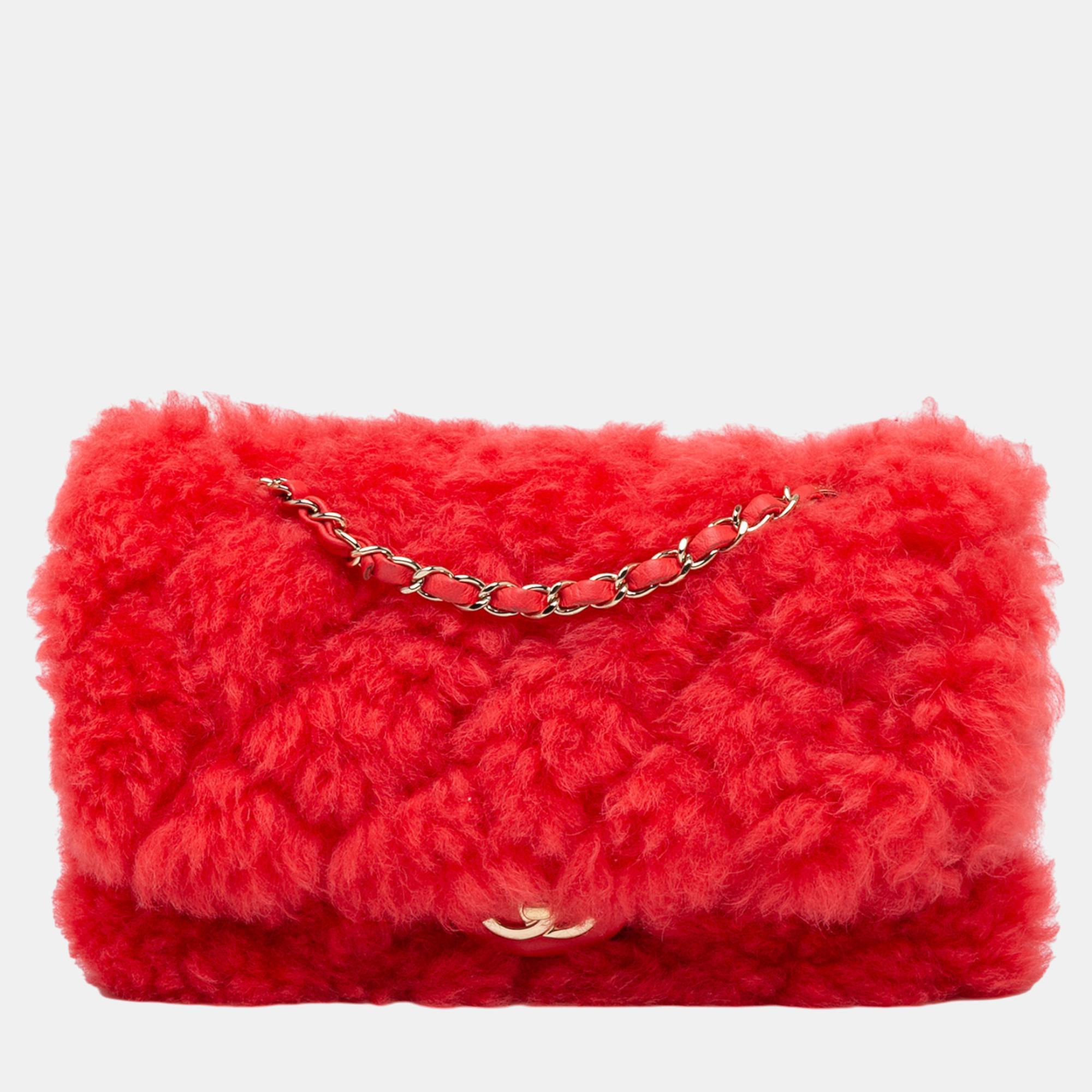 

Chanel CC Faux Fur and Quilted Lambskin Single Flap, Red