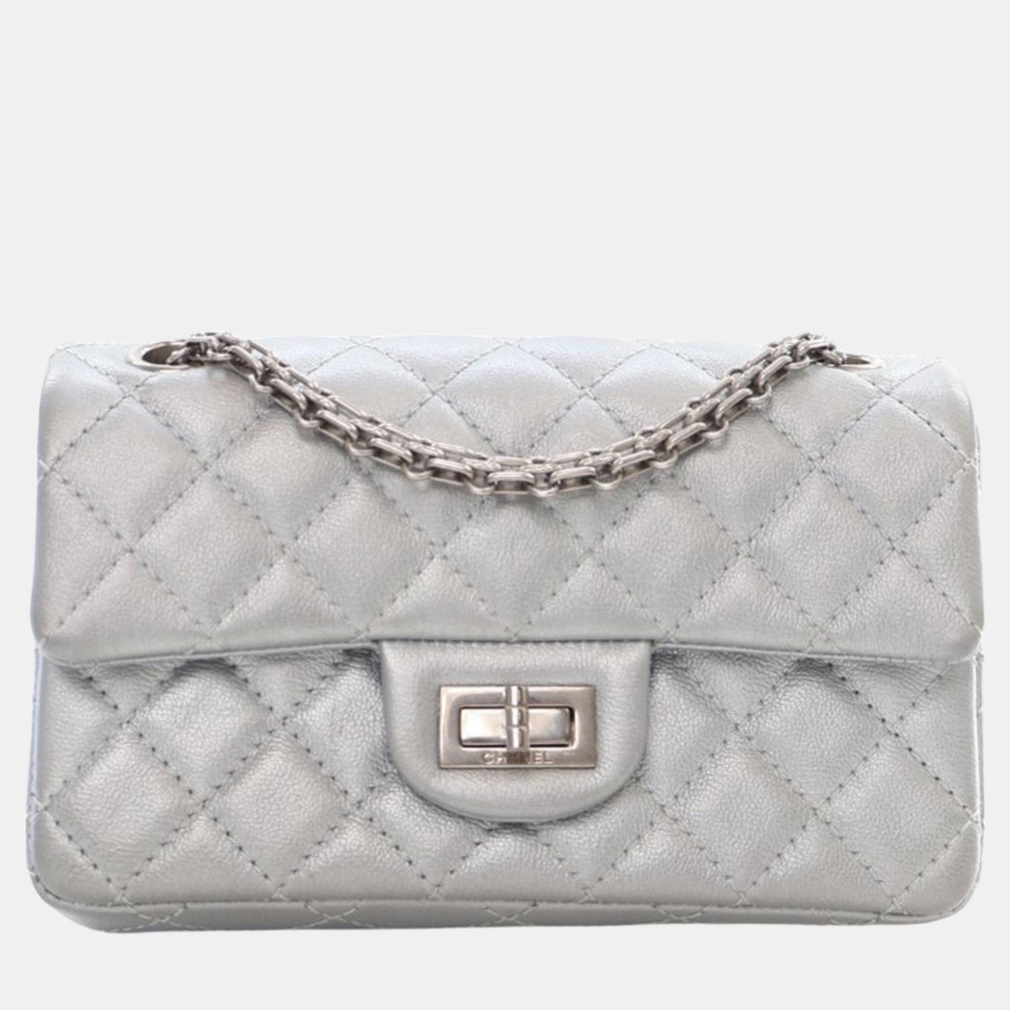 

Chanel Reissue 2.55 Metallic Calfskin Single Flap 224, Silver