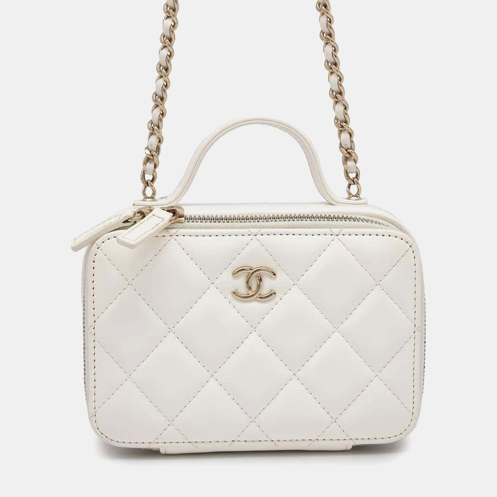 

Chanel White Shiny Calf Leather Matelasse Top Handle Vanity Bag