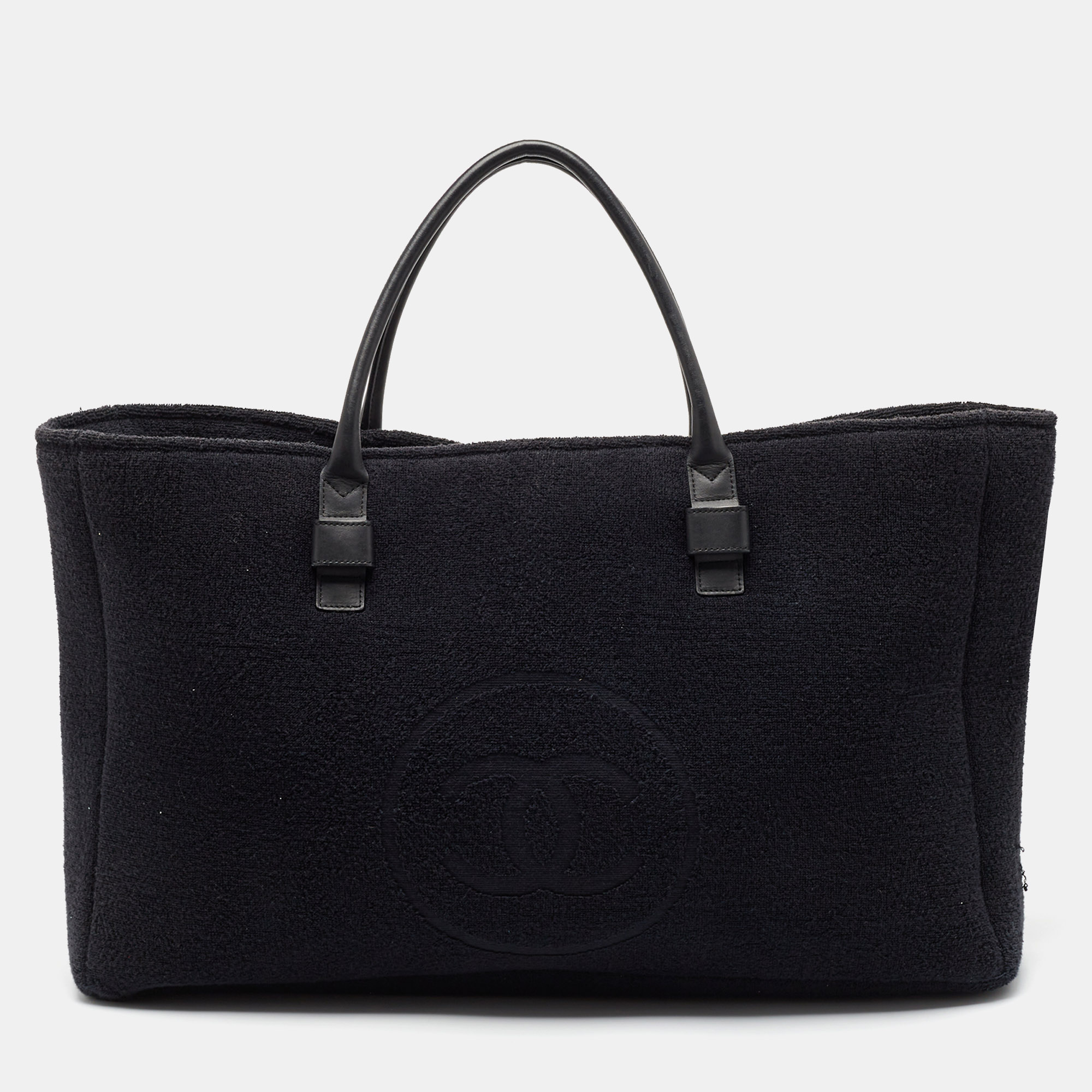 

Chanel Dark Blue Terry Cloth and Leather Beach Bag and Towel Set