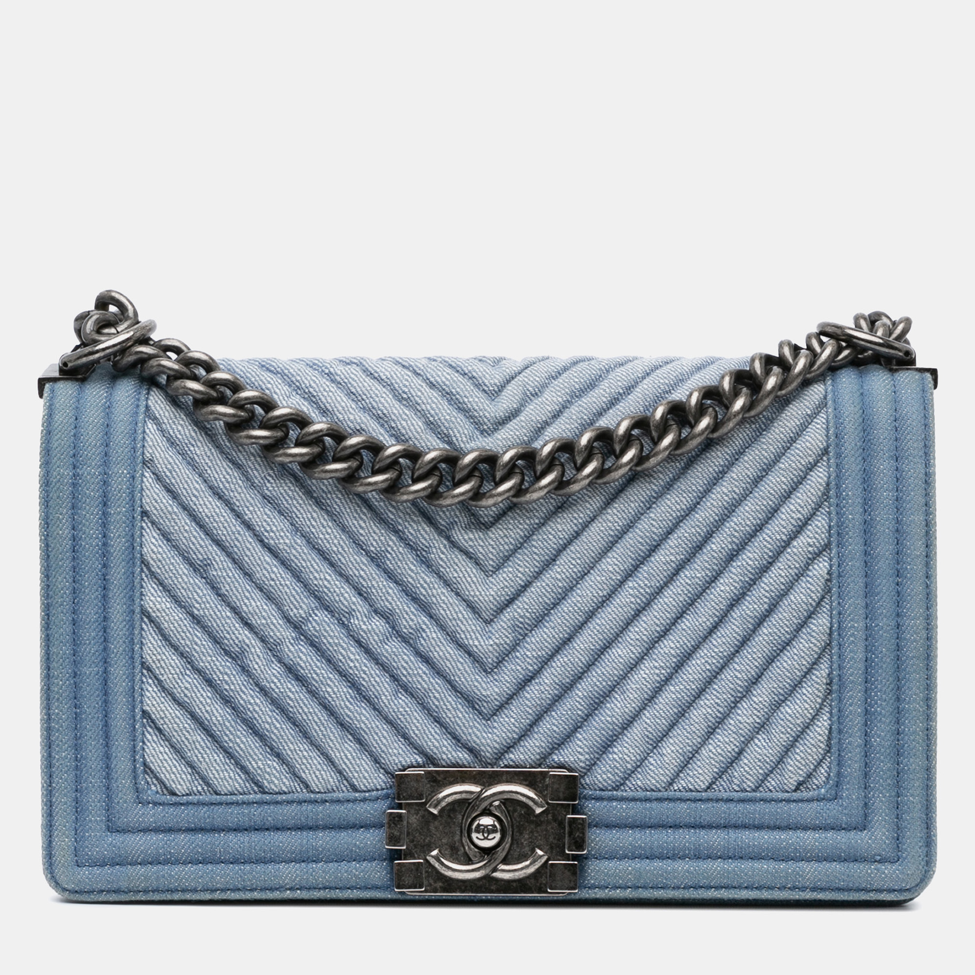 

Chanel Medium Denim Chevron Boy Flap, Blue