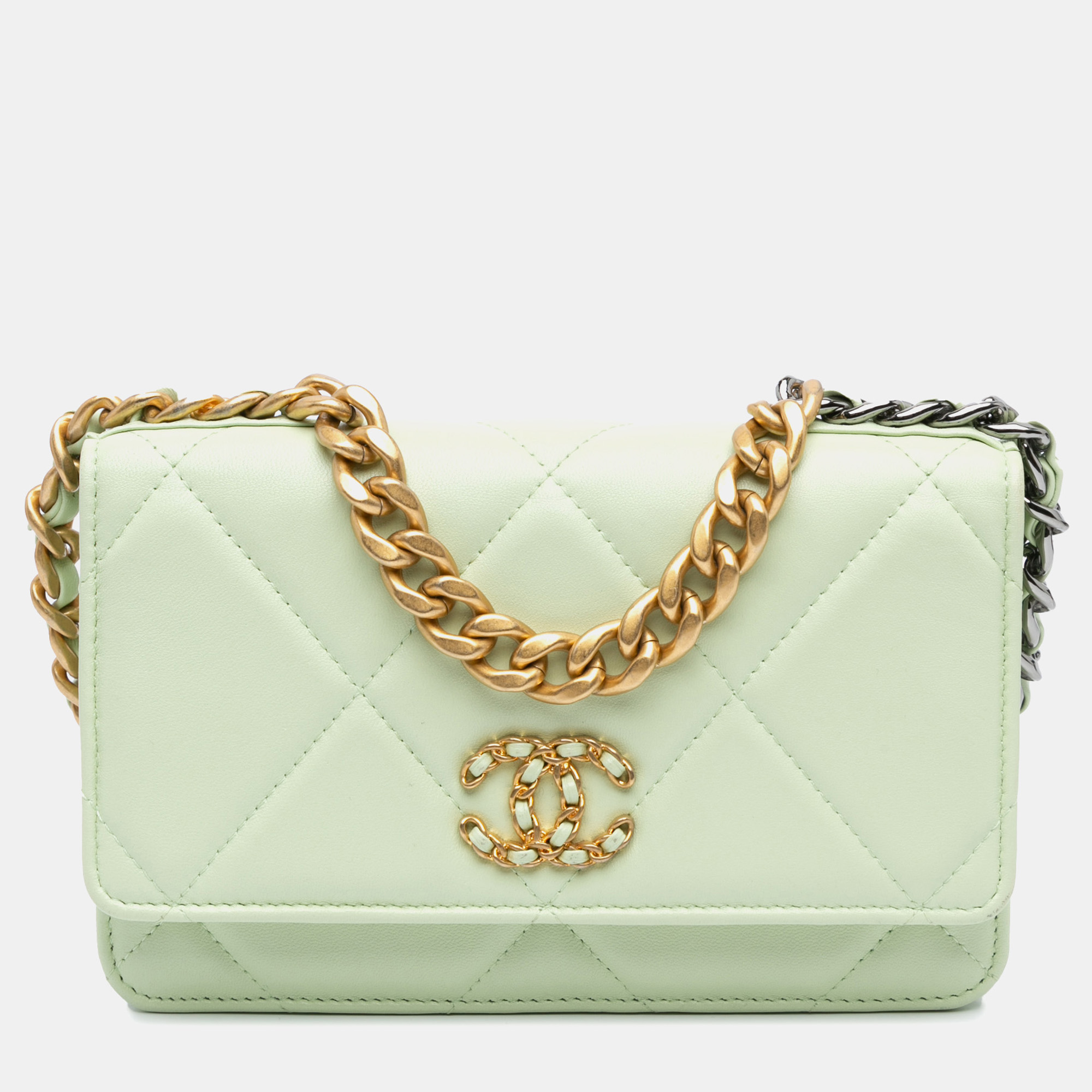 

Chanel Green Lambskin Leather Quilted 19 Wallet on Chain