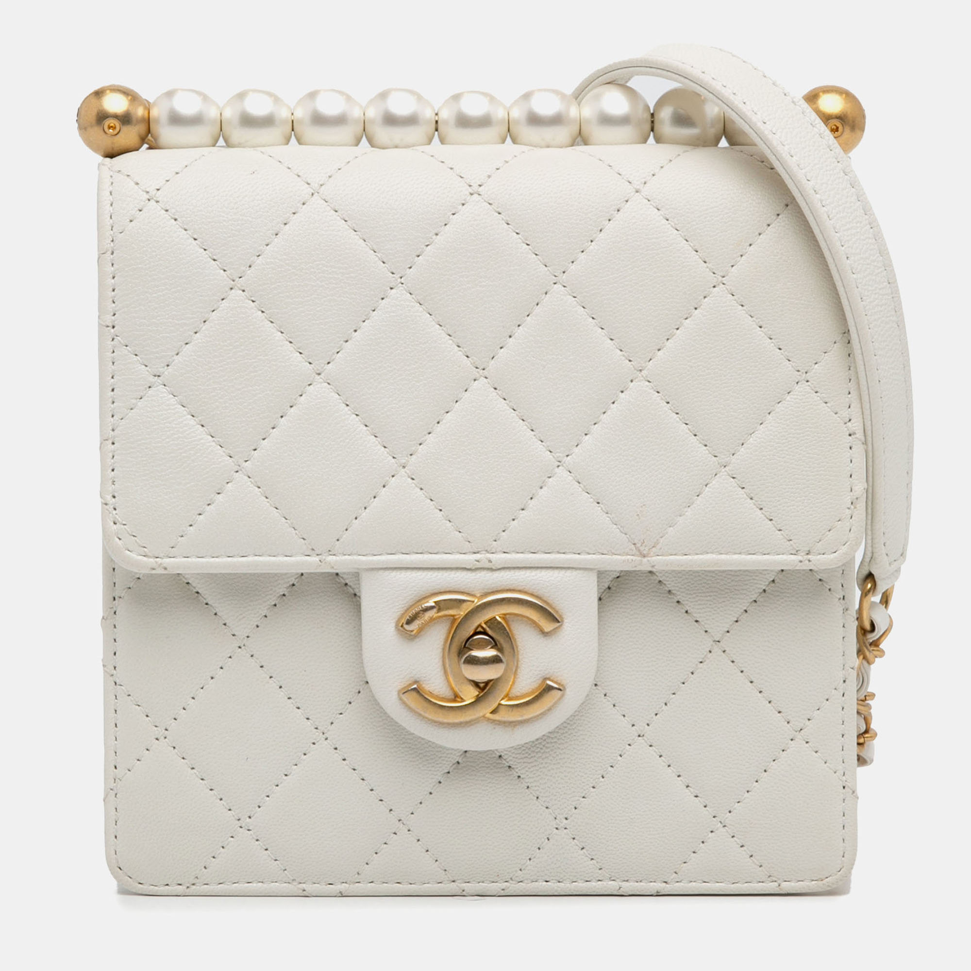 

Chanel White Lambskin Leather Small Lambskin Chic Pearls Flap Bag