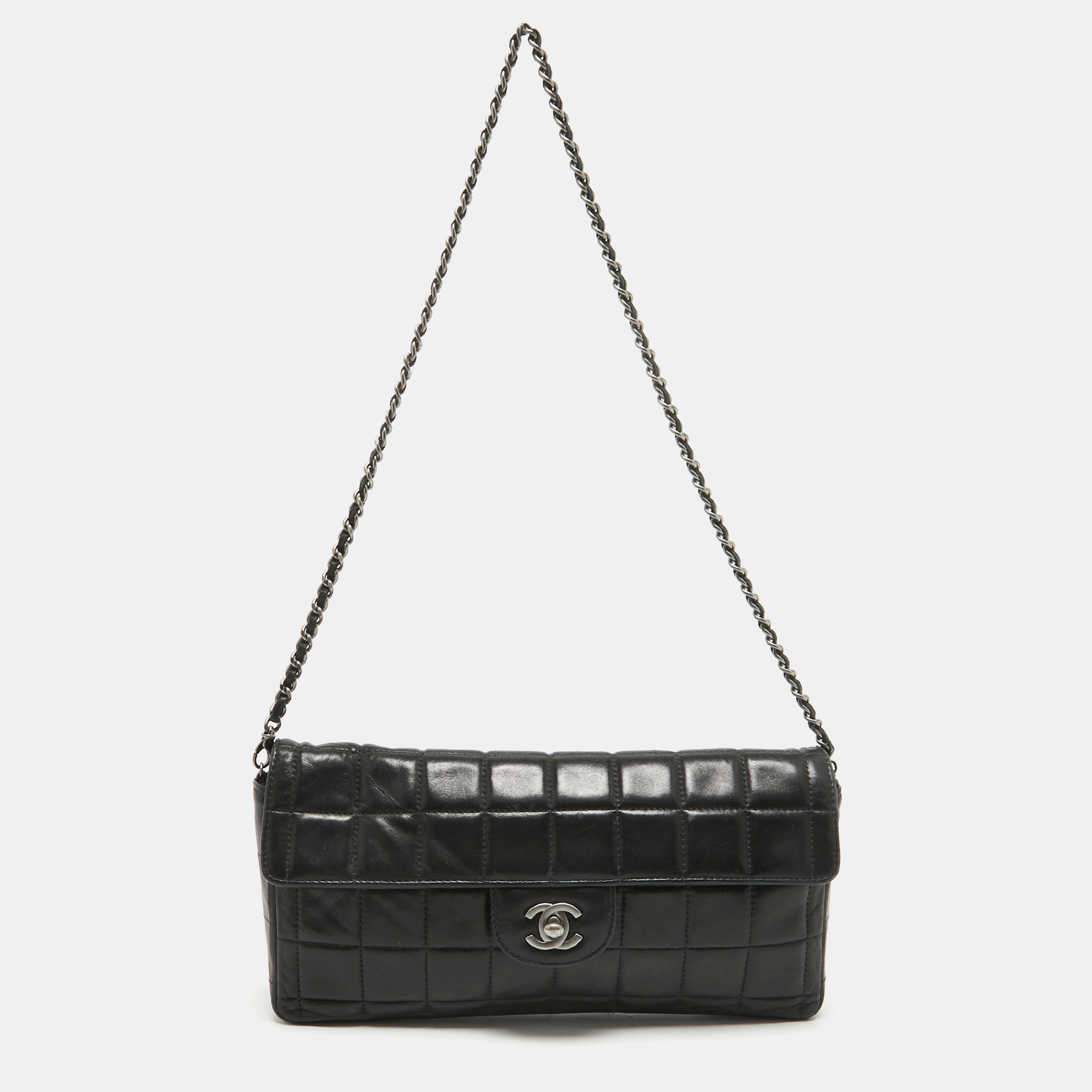 

Chanel Black Chocolate Bar Quilted Leather East West Flap Bag