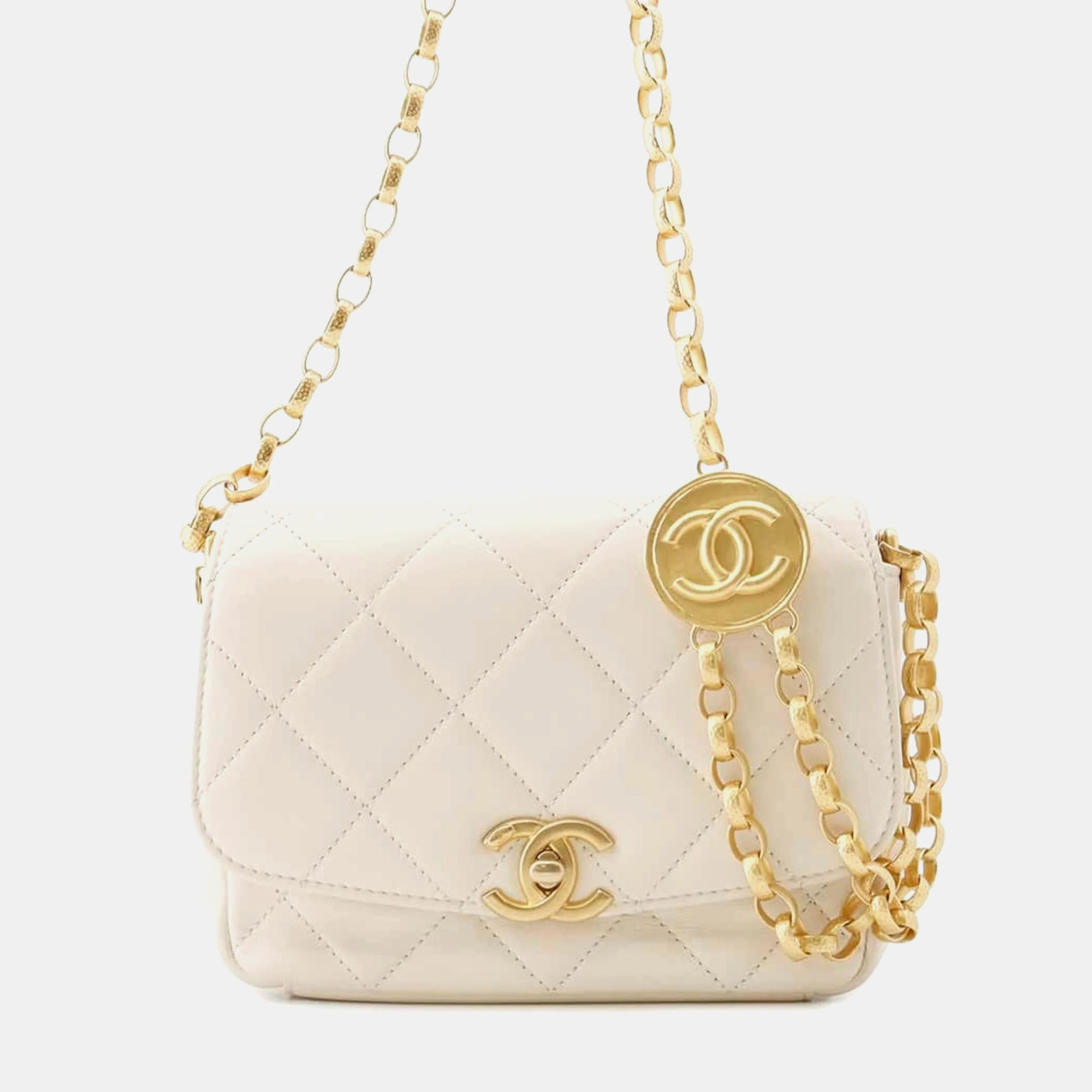 

Chanel Lambskin White Coco Mark Matelasse Coin Motif Chain Shoulder Bag