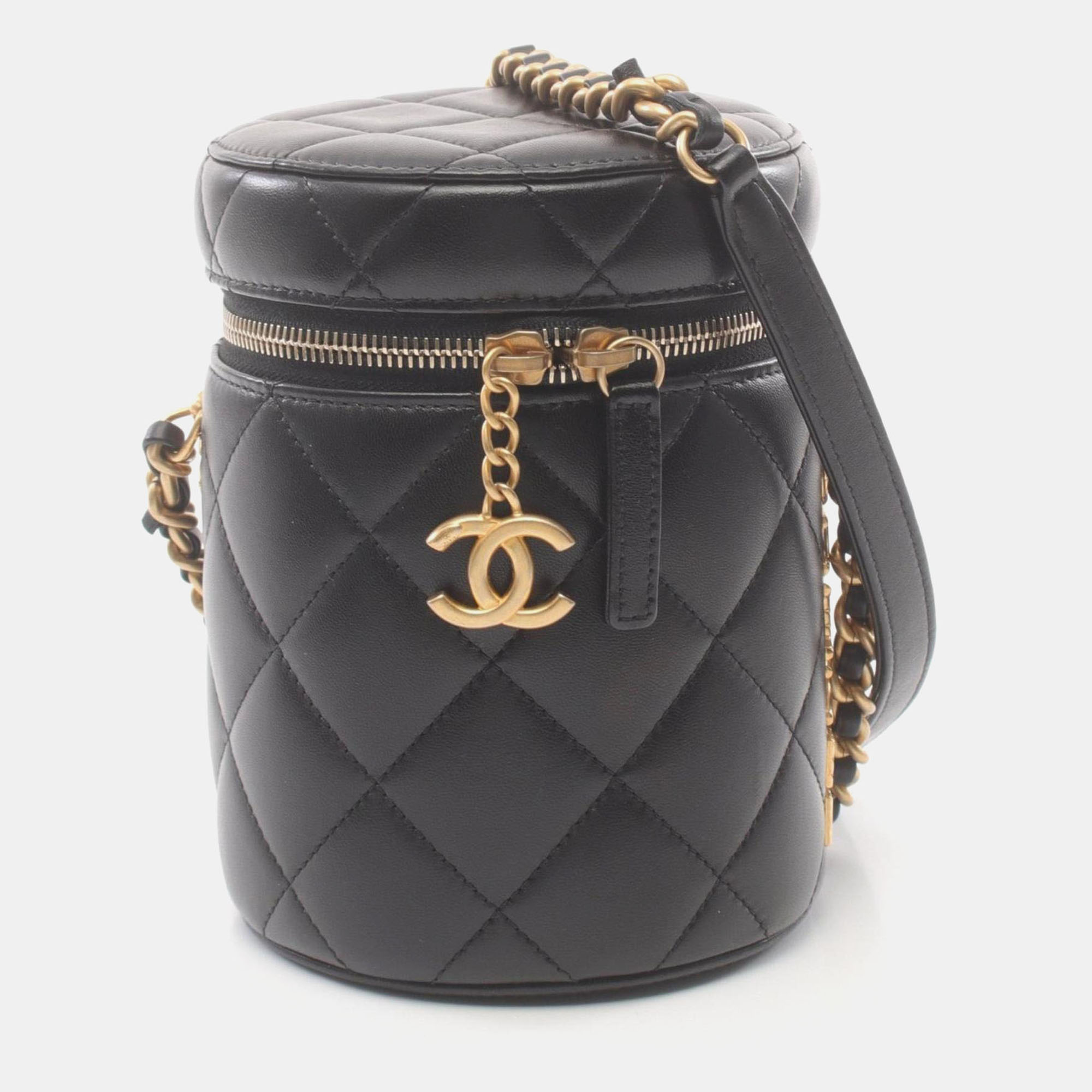 

Chanel Lambskin Black Matelasse Shoulder Bag