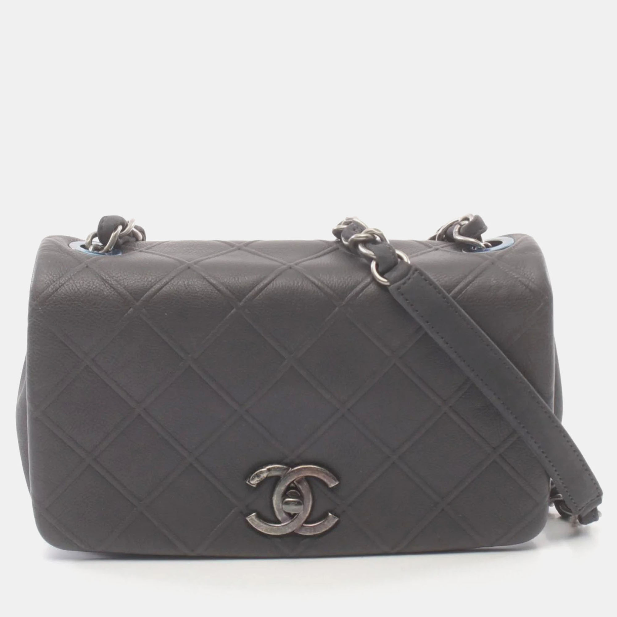 

Chanel Leather Grey Bicolor Shoulder Bag
