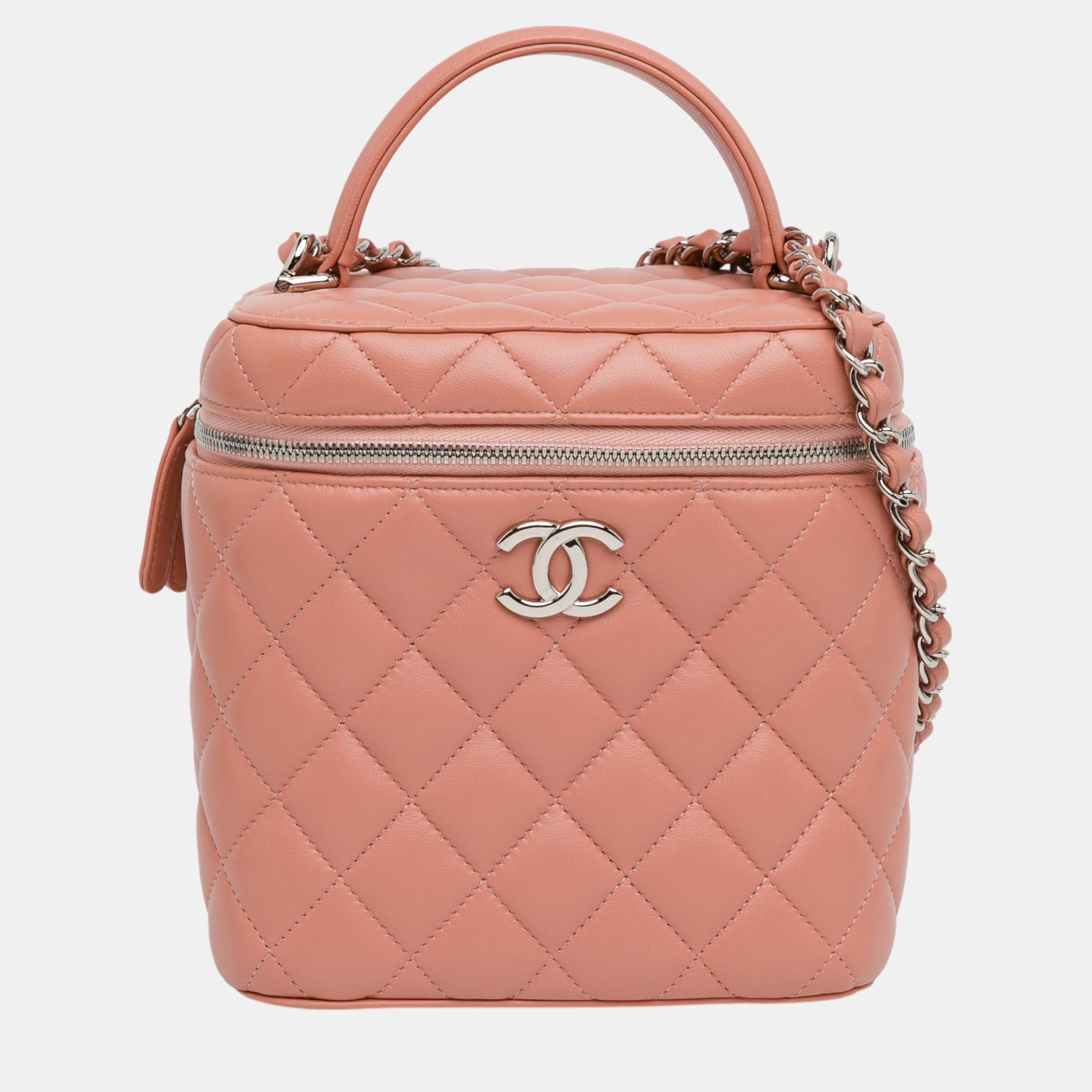 

Chanel Pink Lambskin Top Handle Vanity Case with Chain