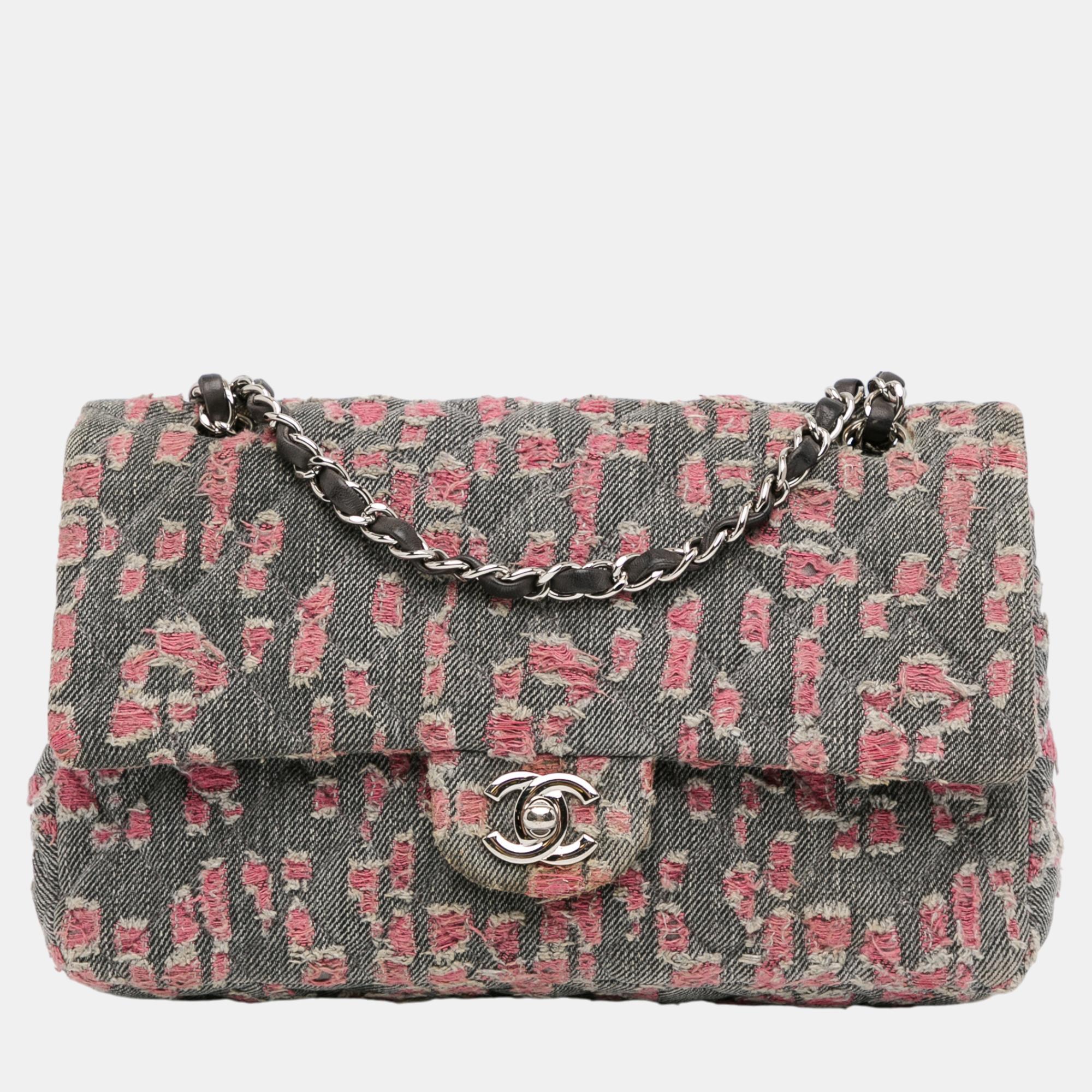 

Chanel Grey/Pink Medium Classic Distressed Denim Double Flap