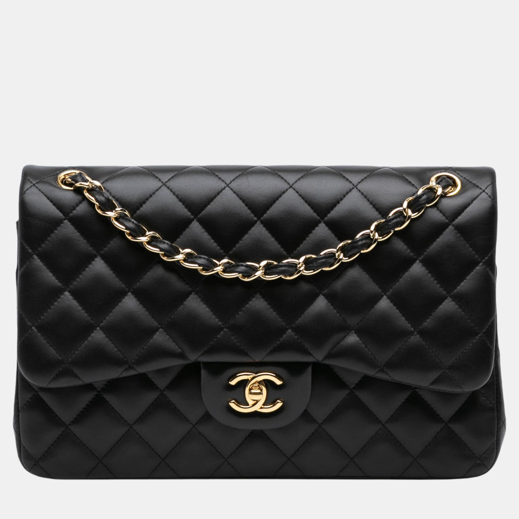 

Chanel Black Jumbo Classic Lambskin Double Flap