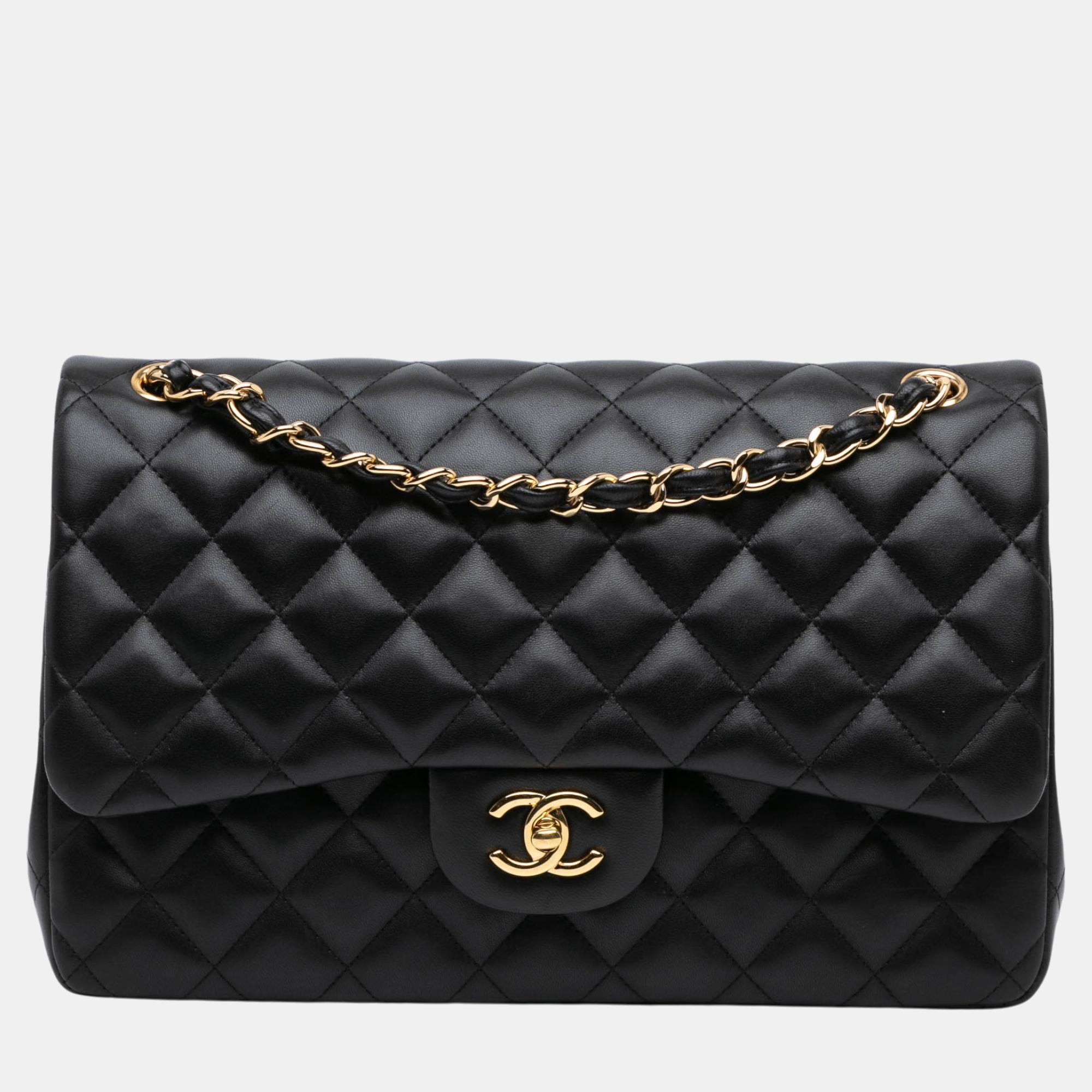 

Chanel Black Jumbo Classic Lambskin Double Flap