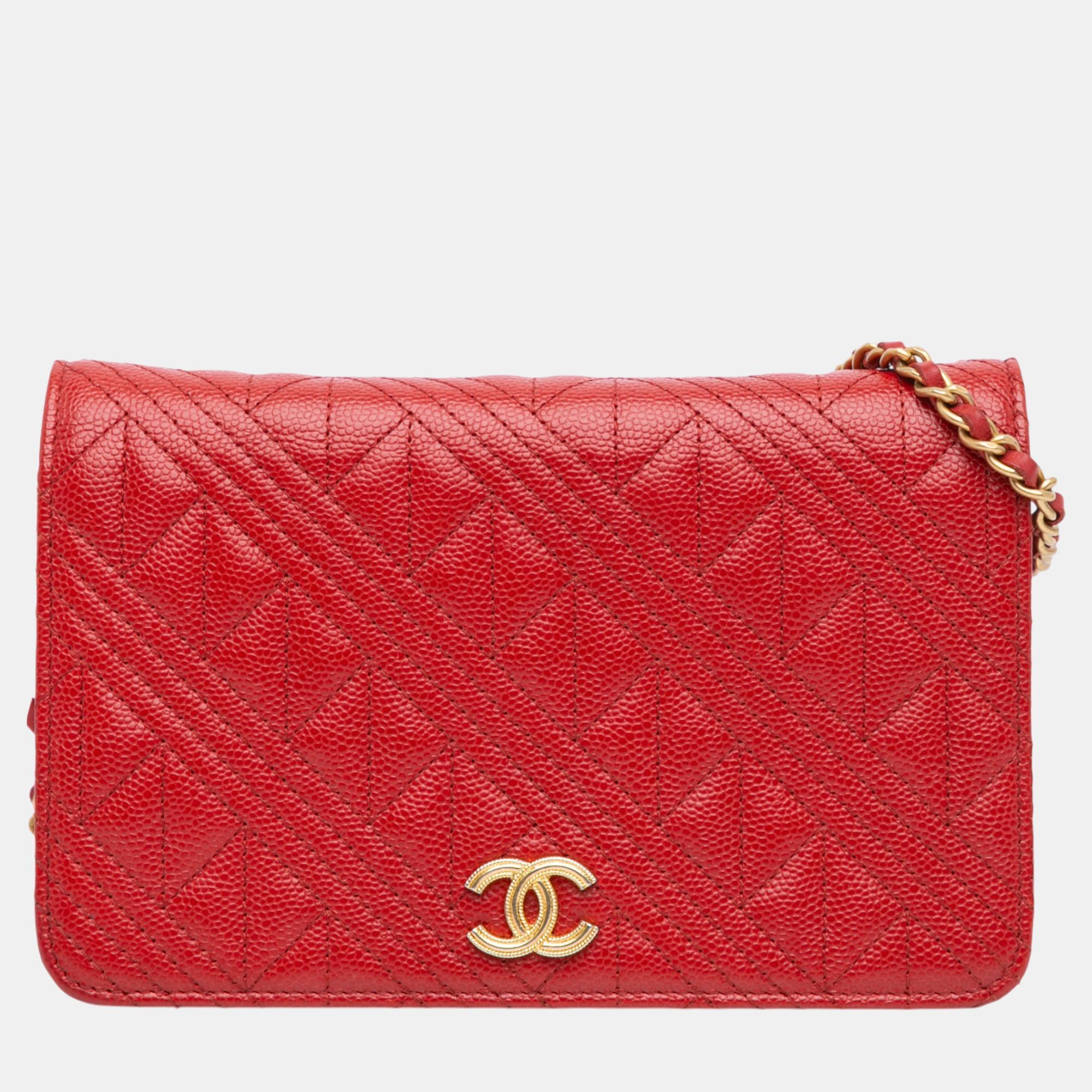 

Chanel Red CC Mixed Quilt Caviar Wallet On Chain