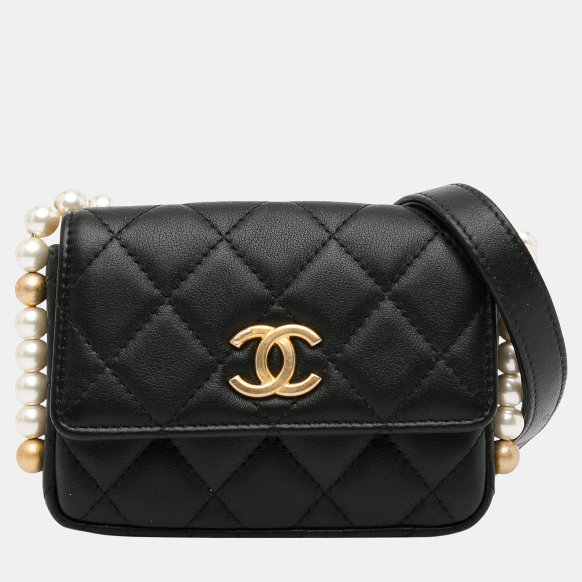 

Chanel Black CC Lambskin About Pearls Card Holder On Chain