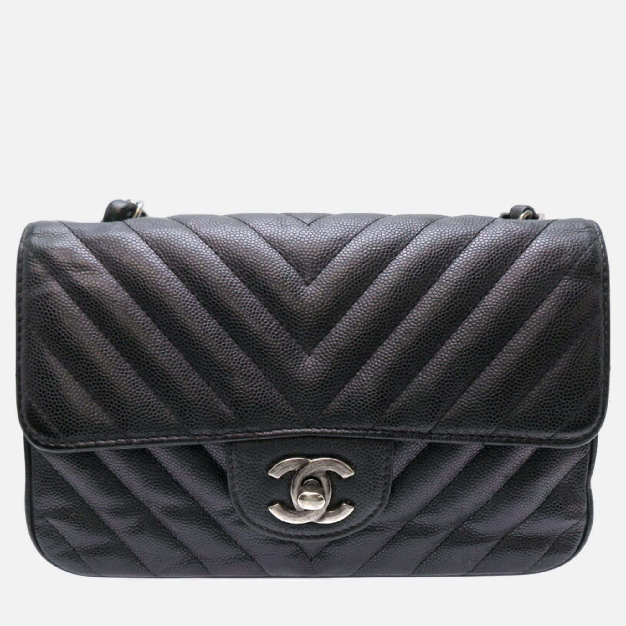 

Chanel Caviar Skin Black Seal Chevron Shoulder Bag