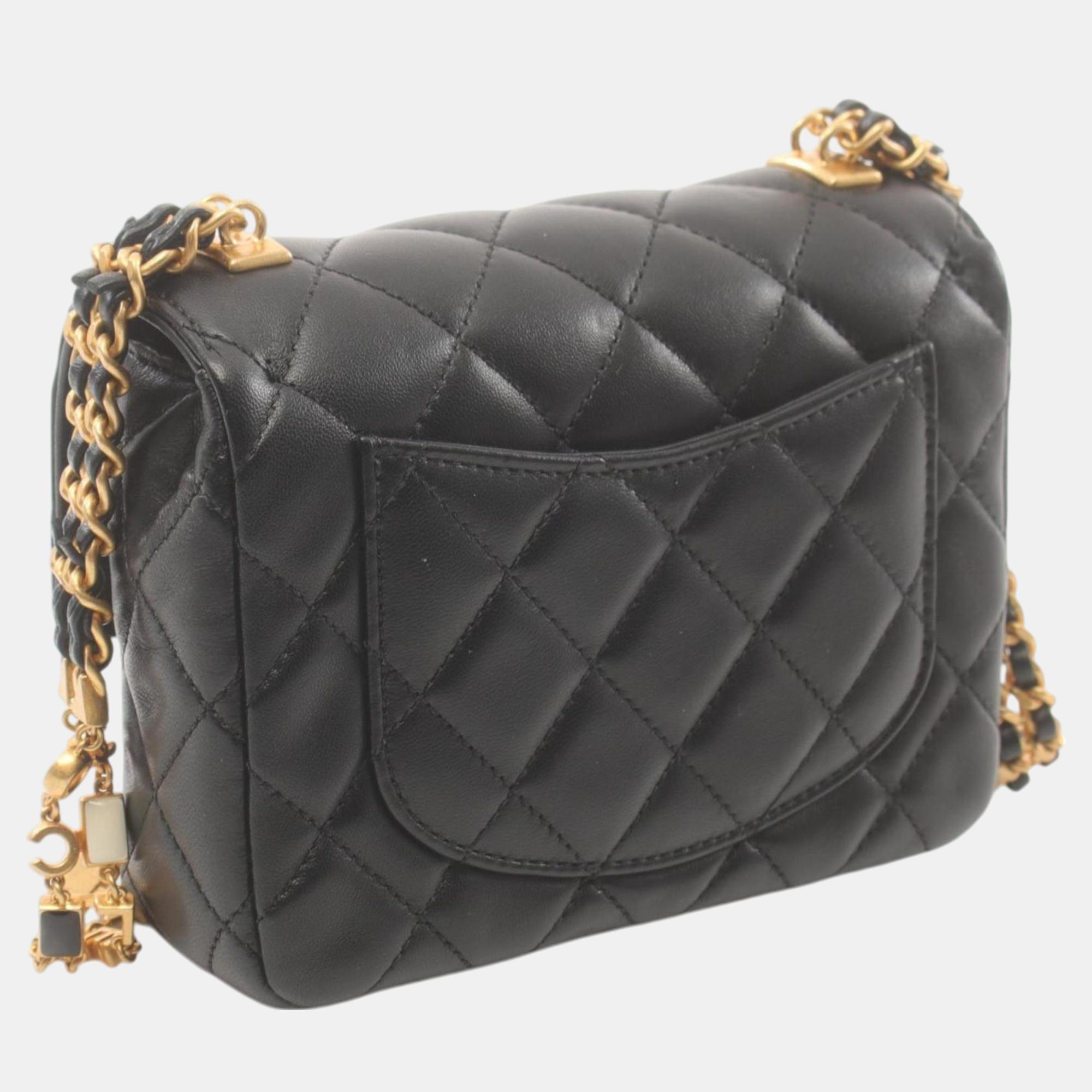 Chanel Black Lambskin Matelasse Shoulder Bag 