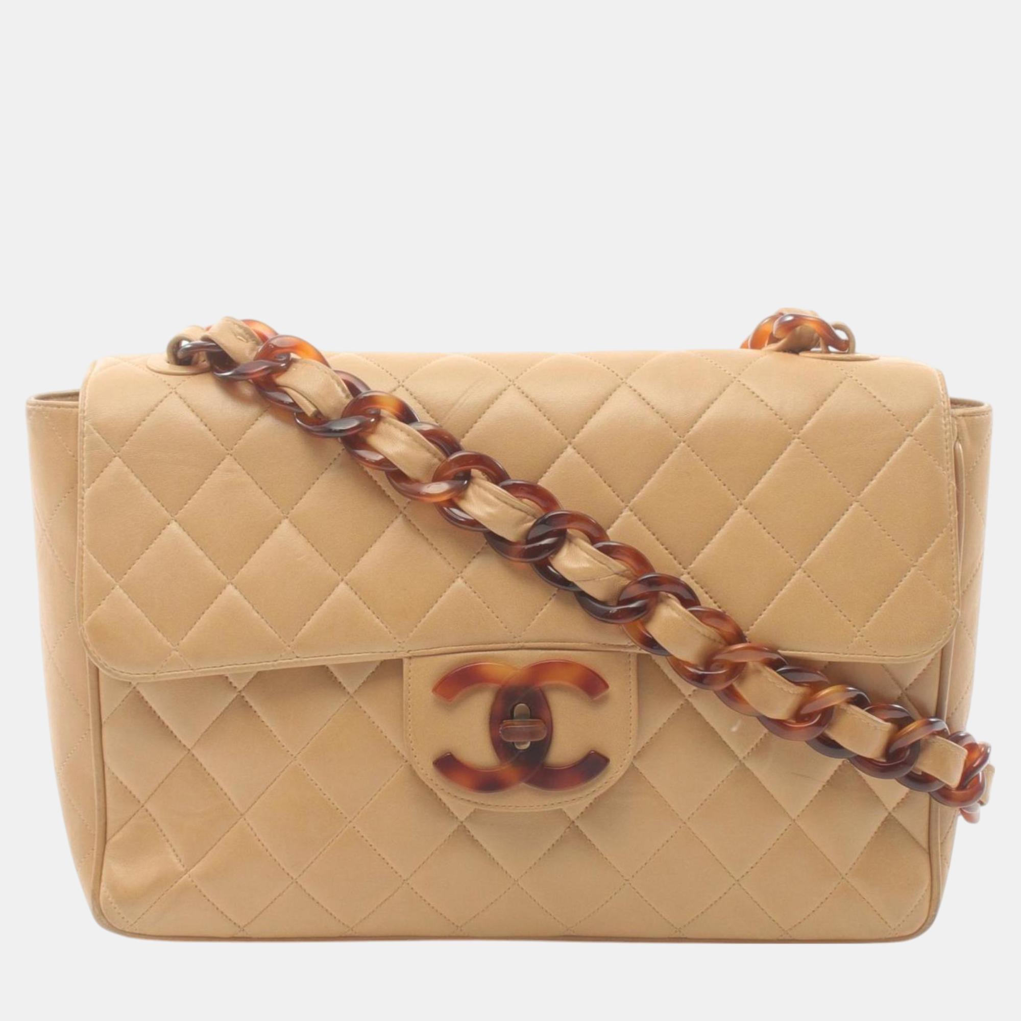 

Chanel Beige Lambskin Matelasse Shoulder Bag