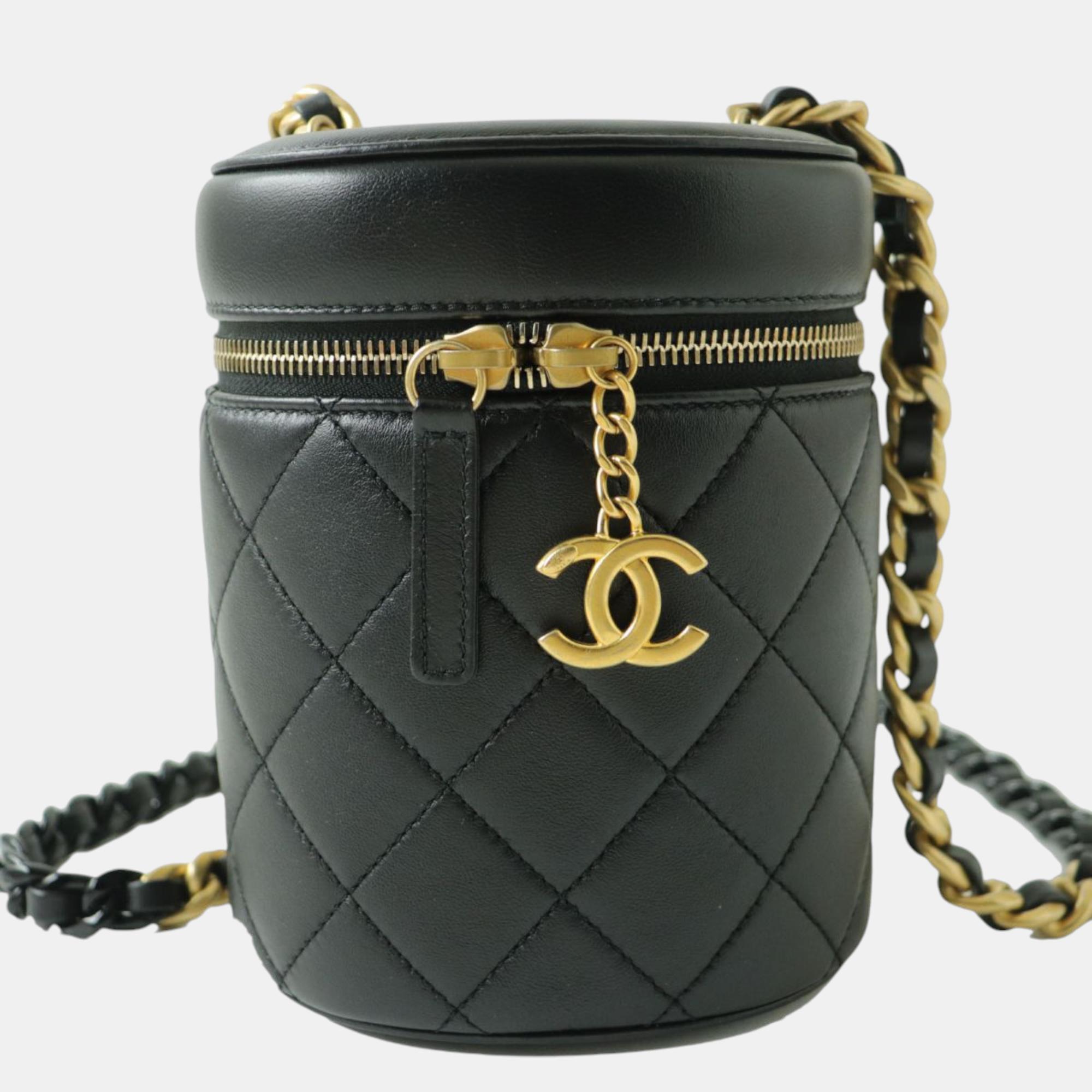 

Chanel Black Leather Lambskin Vanity Case Shoulder Bag