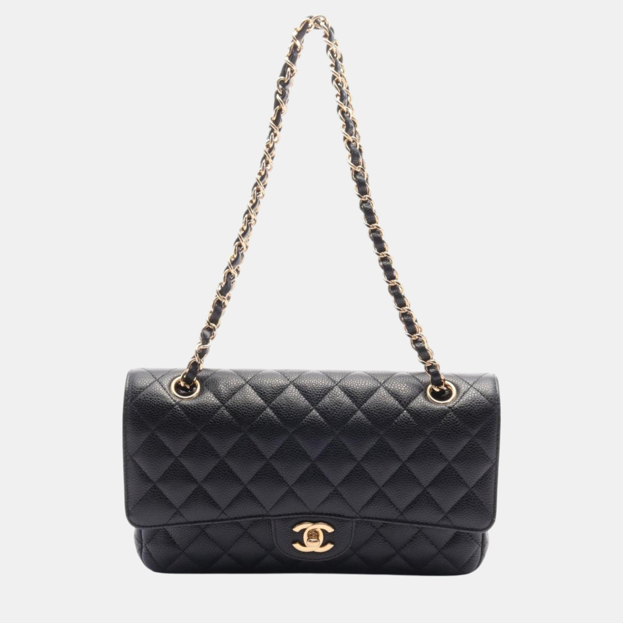 

Chanel Black Leather Grained Calfskin Matelasse W-Flap Shoulder Bag