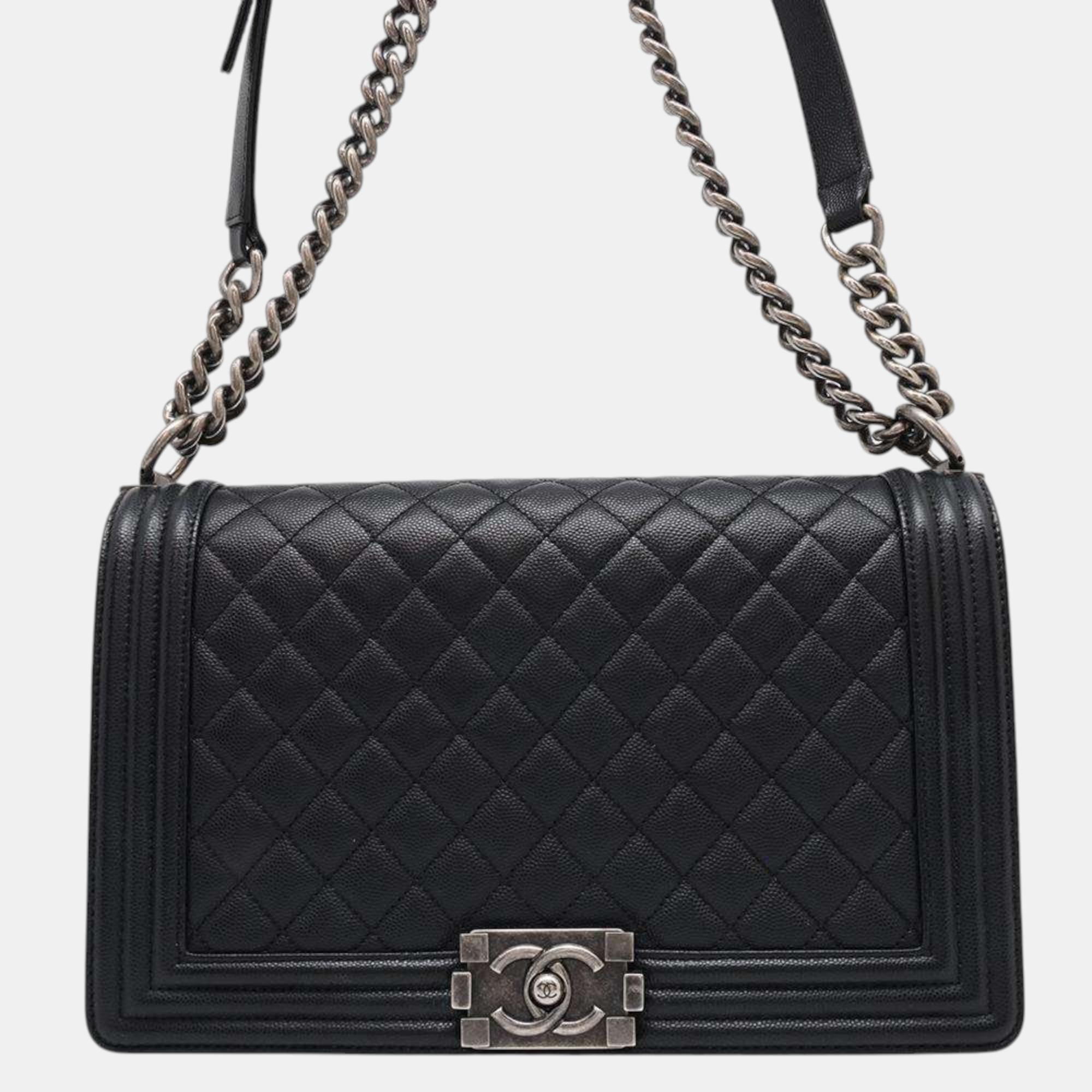 

Chanel Black Caviar Leather Boy Chanel Chain shoulder Bag Size