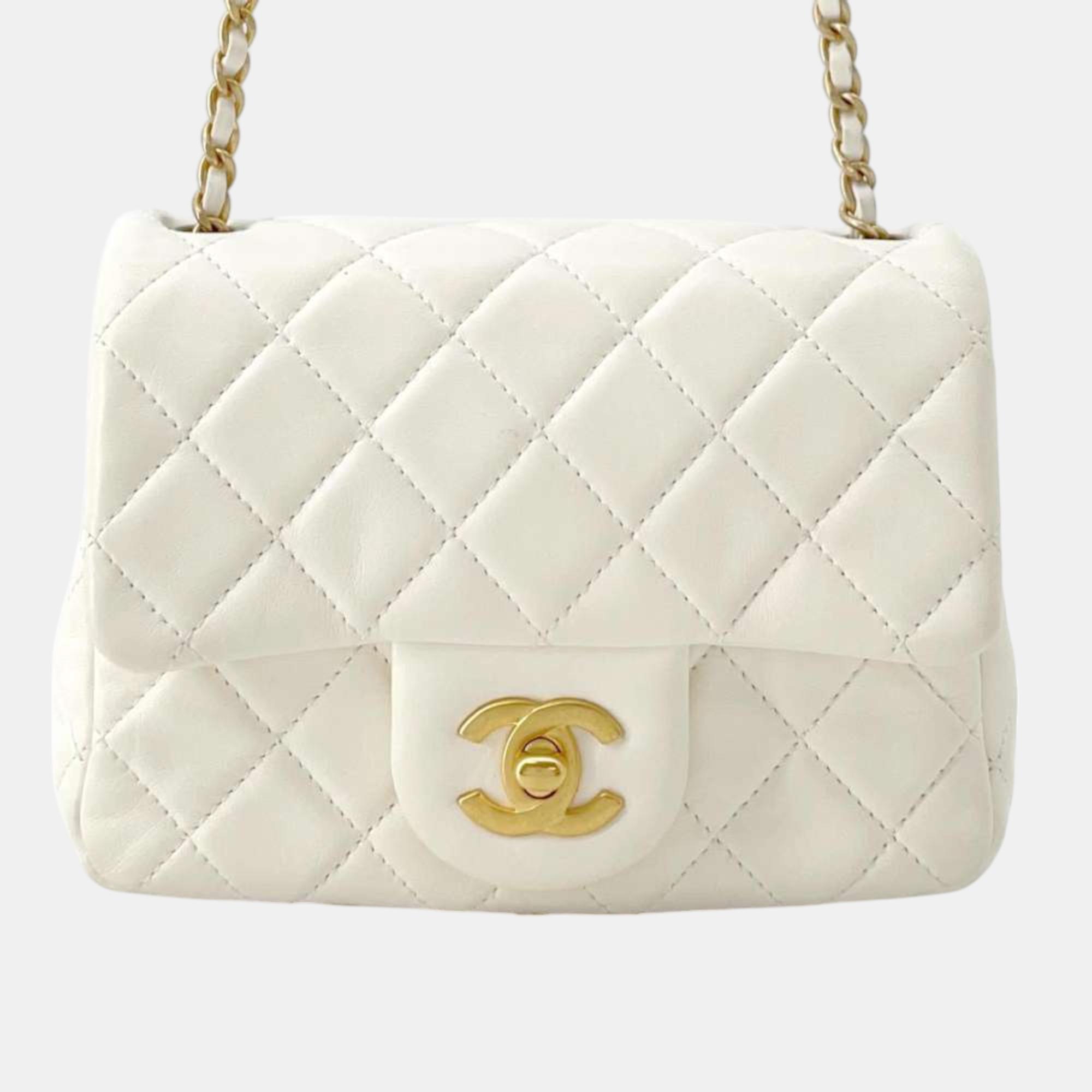 

Chanel White Lambskin Mini Materasse Chain Shoulder bag