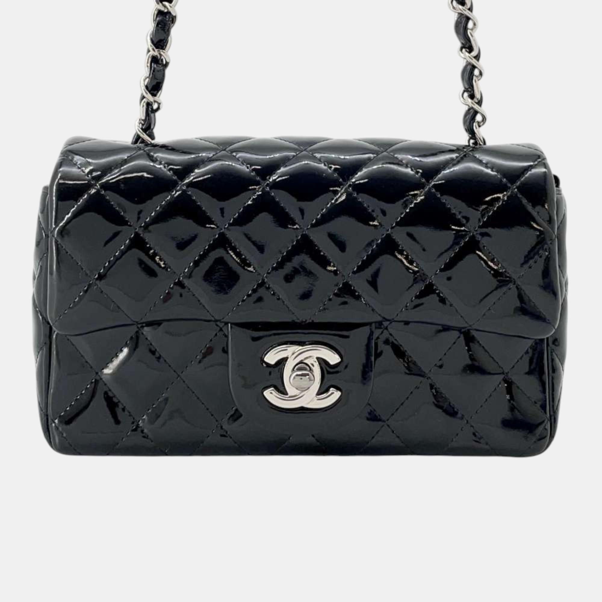 

Chanel Black Patent Leather Matelasse Chain Shoulder Bag