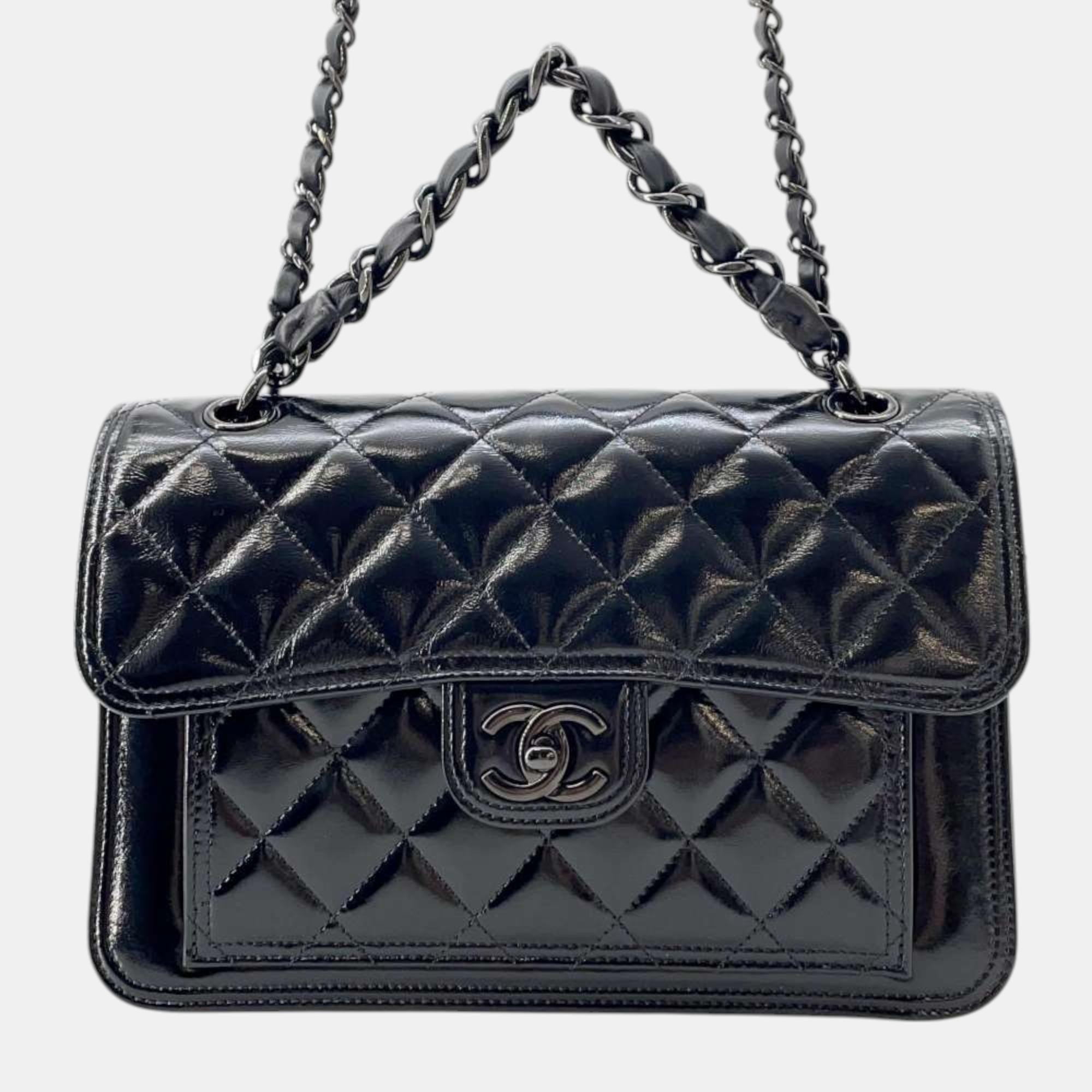 

Chanel Black Shiny Calf Leather Matelasse Flap Bag Size