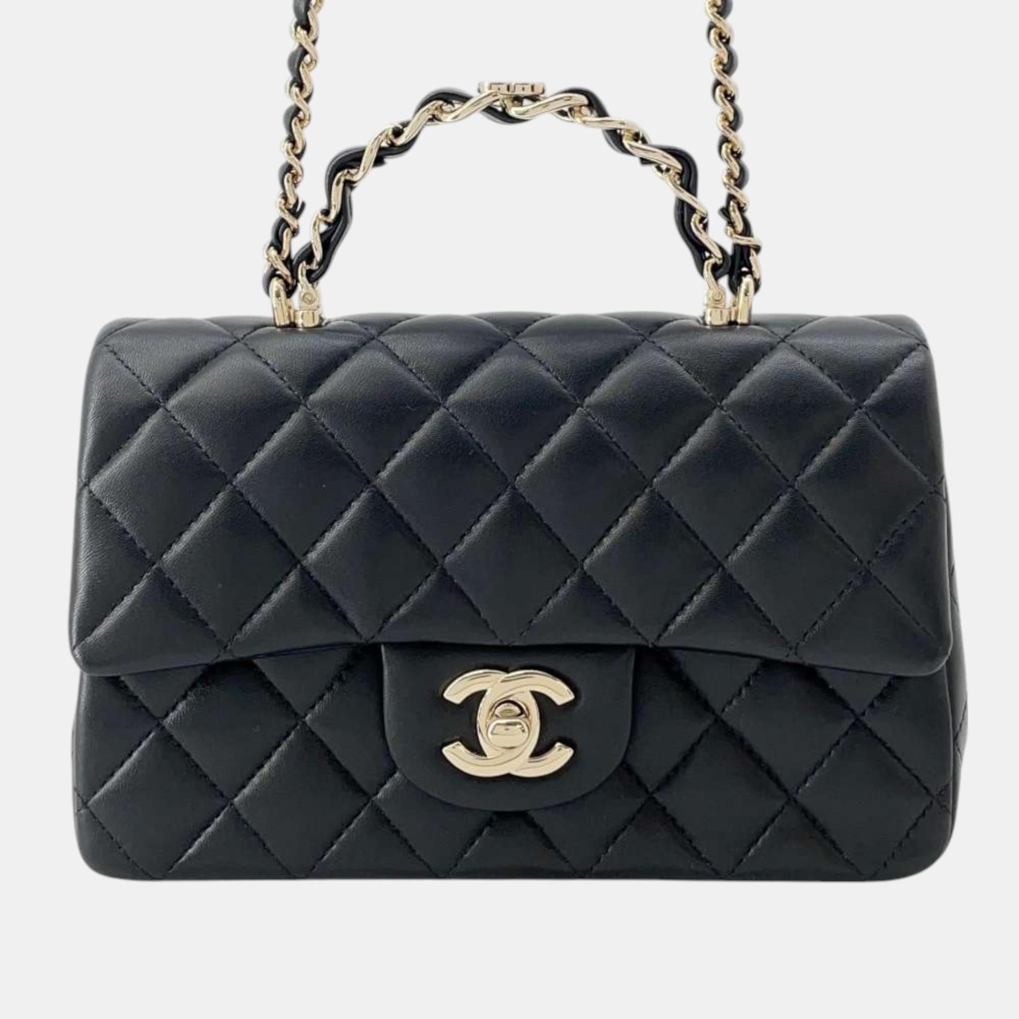 

Chanel Black Lambskin Top Handle Matelasse Chain Shoulder Bag