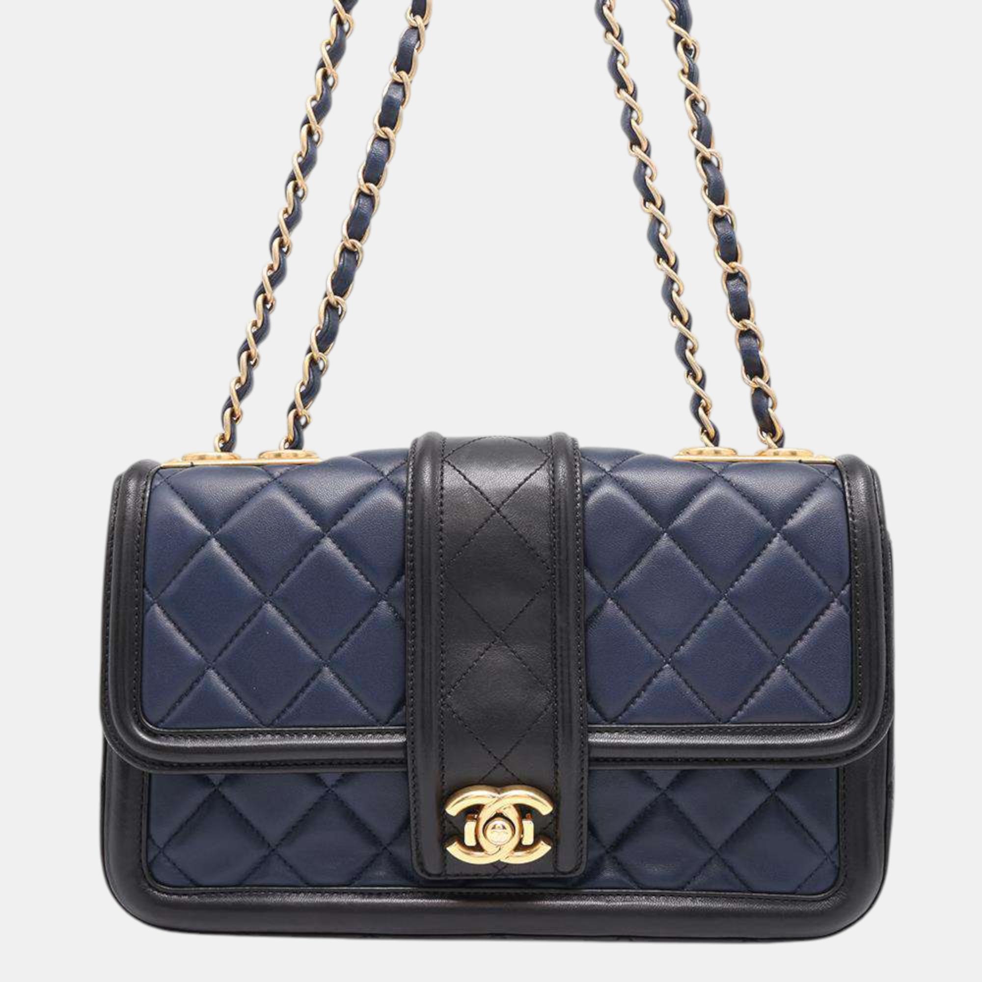 

Chanel Navy/Black Lambskin Matelasse Single Flap Chain shoulder Bag