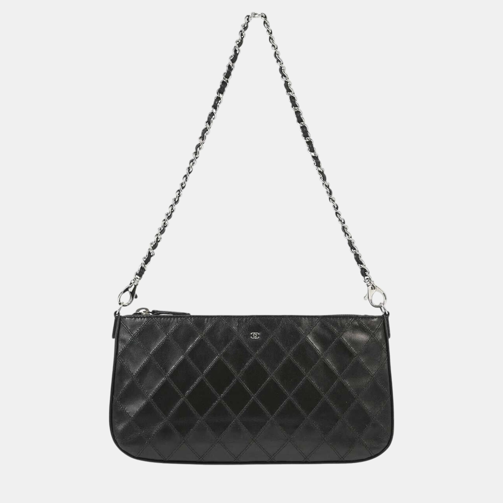 

Chanel Black Lambskin Bicolore Chain Handbag