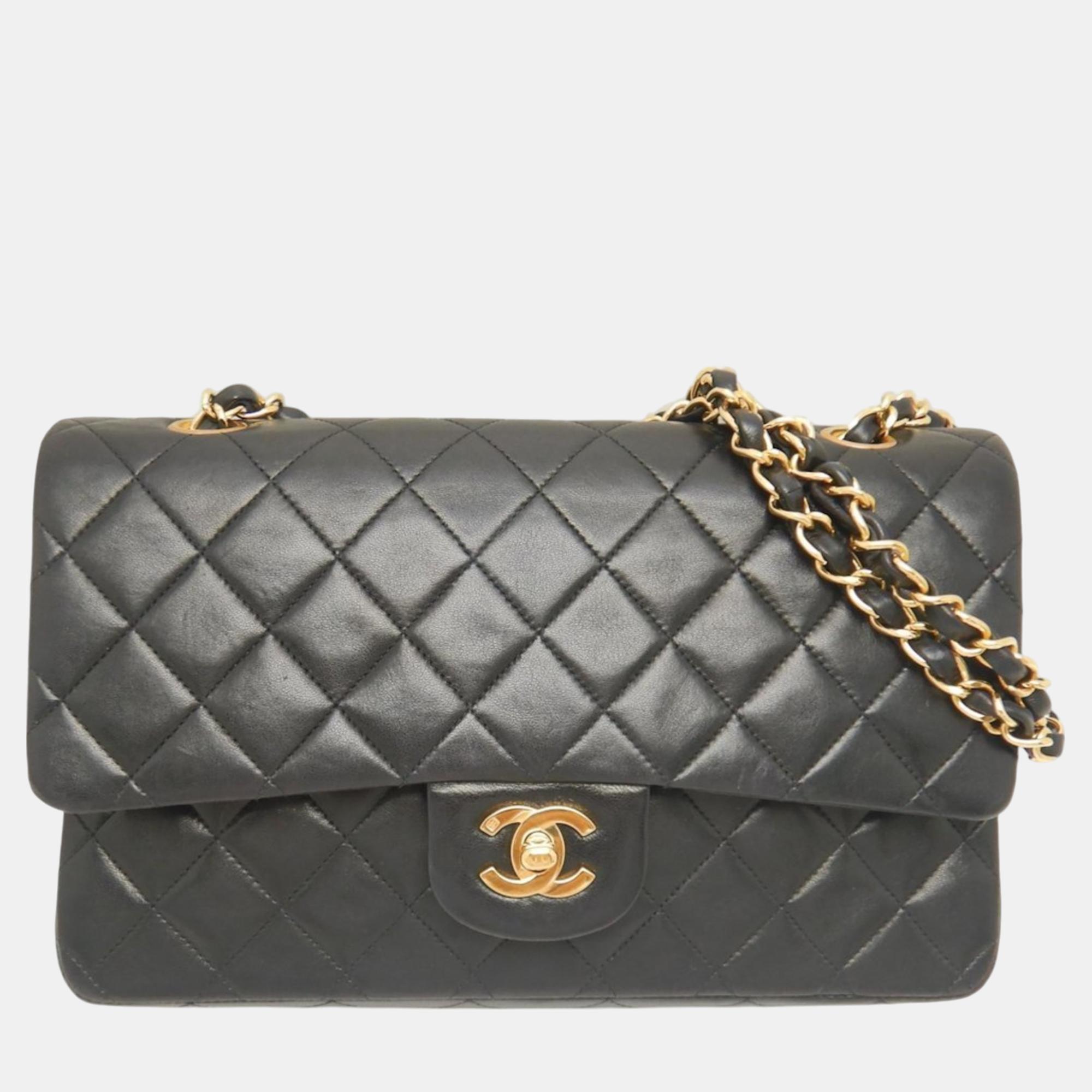

Chanel Lambskin Black Matelasse 25 W Flap Chain Shoulder Bag