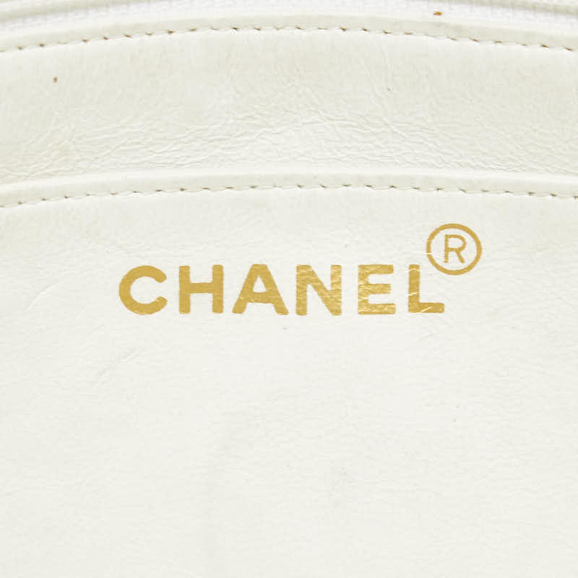 Chanel White Black Bicolor Lambskin Matelasse 25 Coco Mark Diana Chain Shoulder Bag 