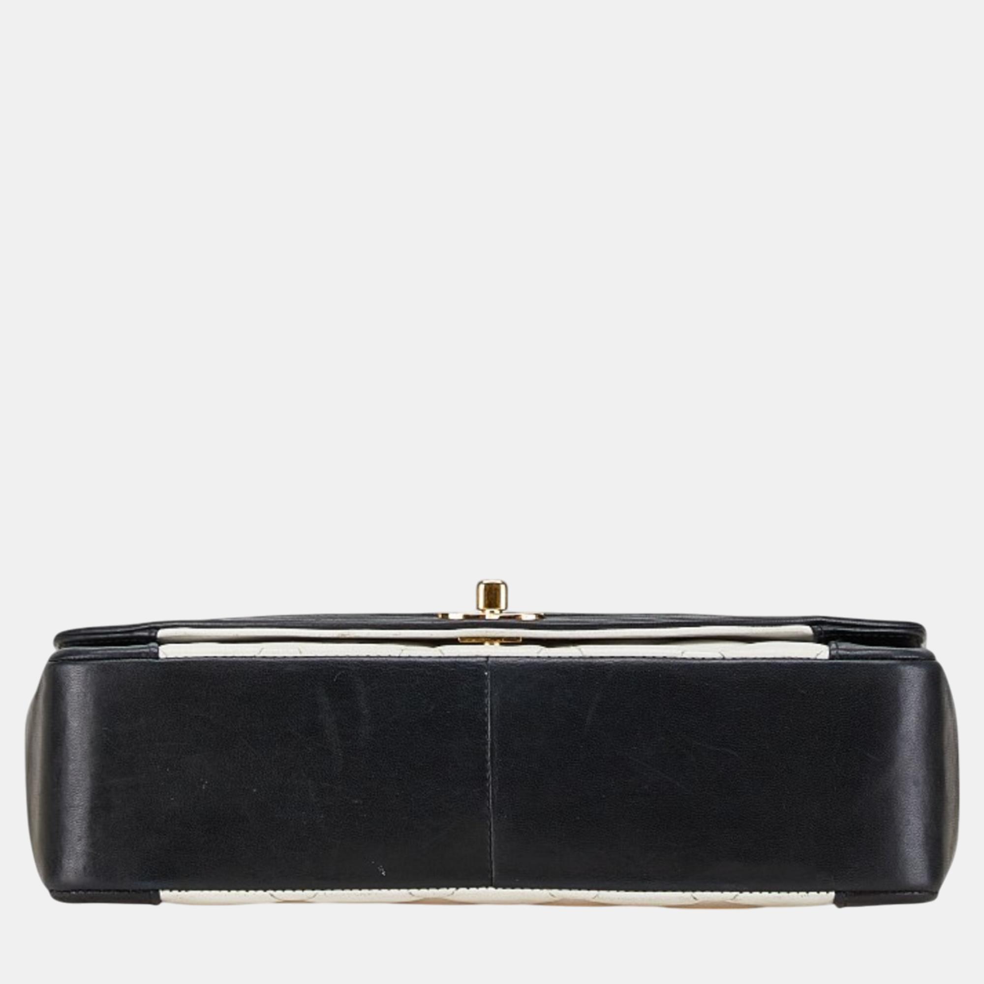 Chanel White Black Bicolor Lambskin Matelasse 25 Coco Mark Diana Chain Shoulder Bag 