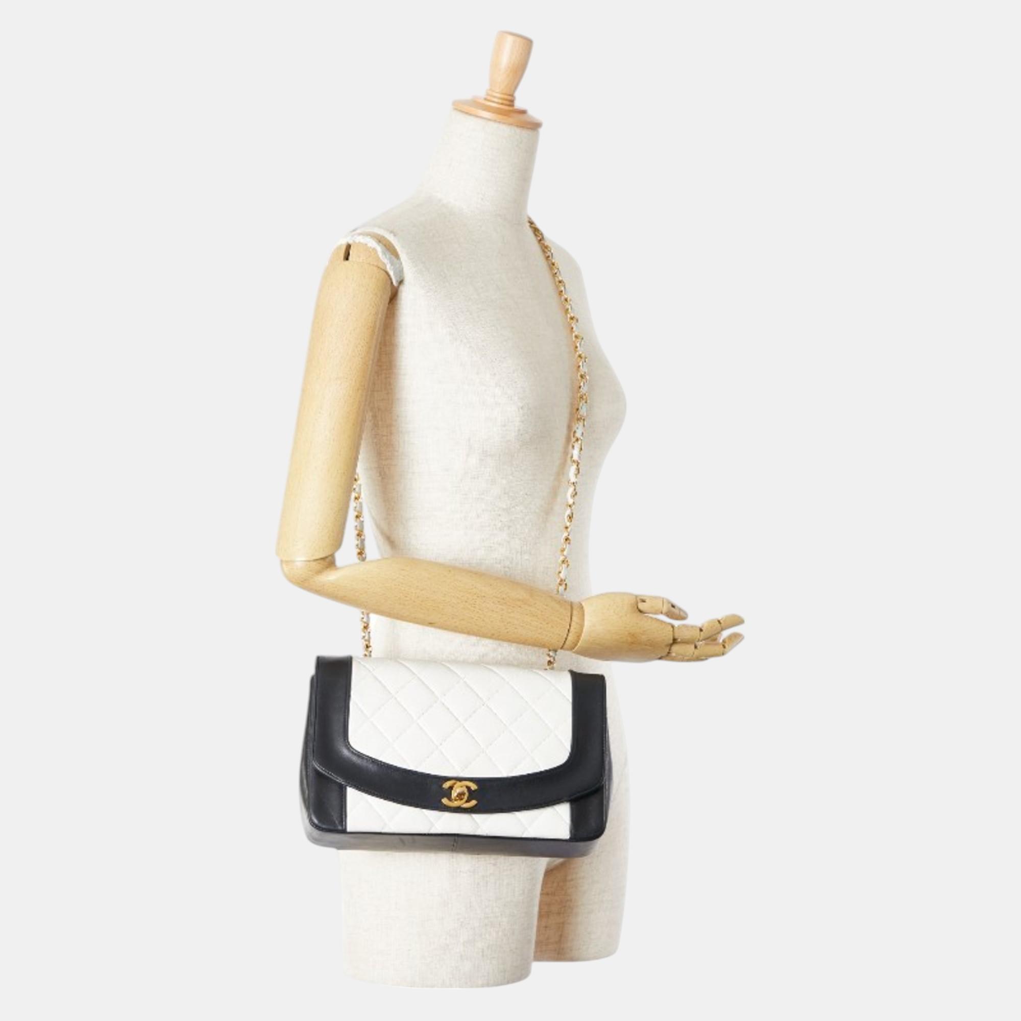 Chanel White Black Bicolor Lambskin Matelasse 25 Coco Mark Diana Chain Shoulder Bag 