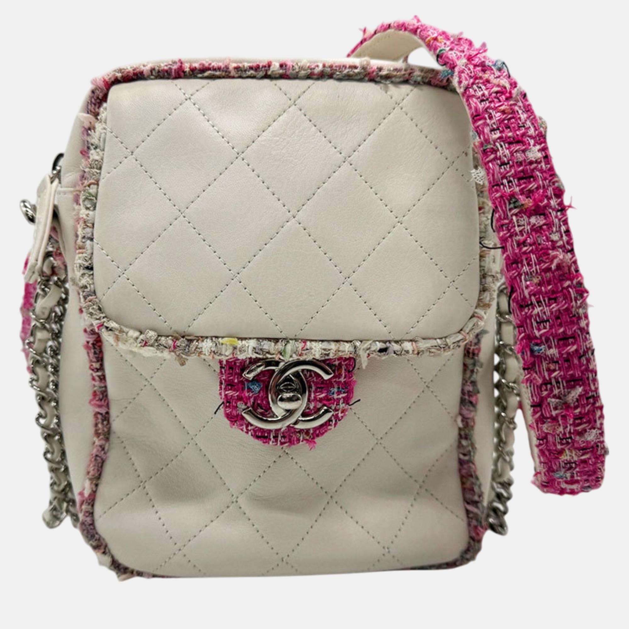 

Chanel Leather Tweed White X Pink Silver Shoulder Bag