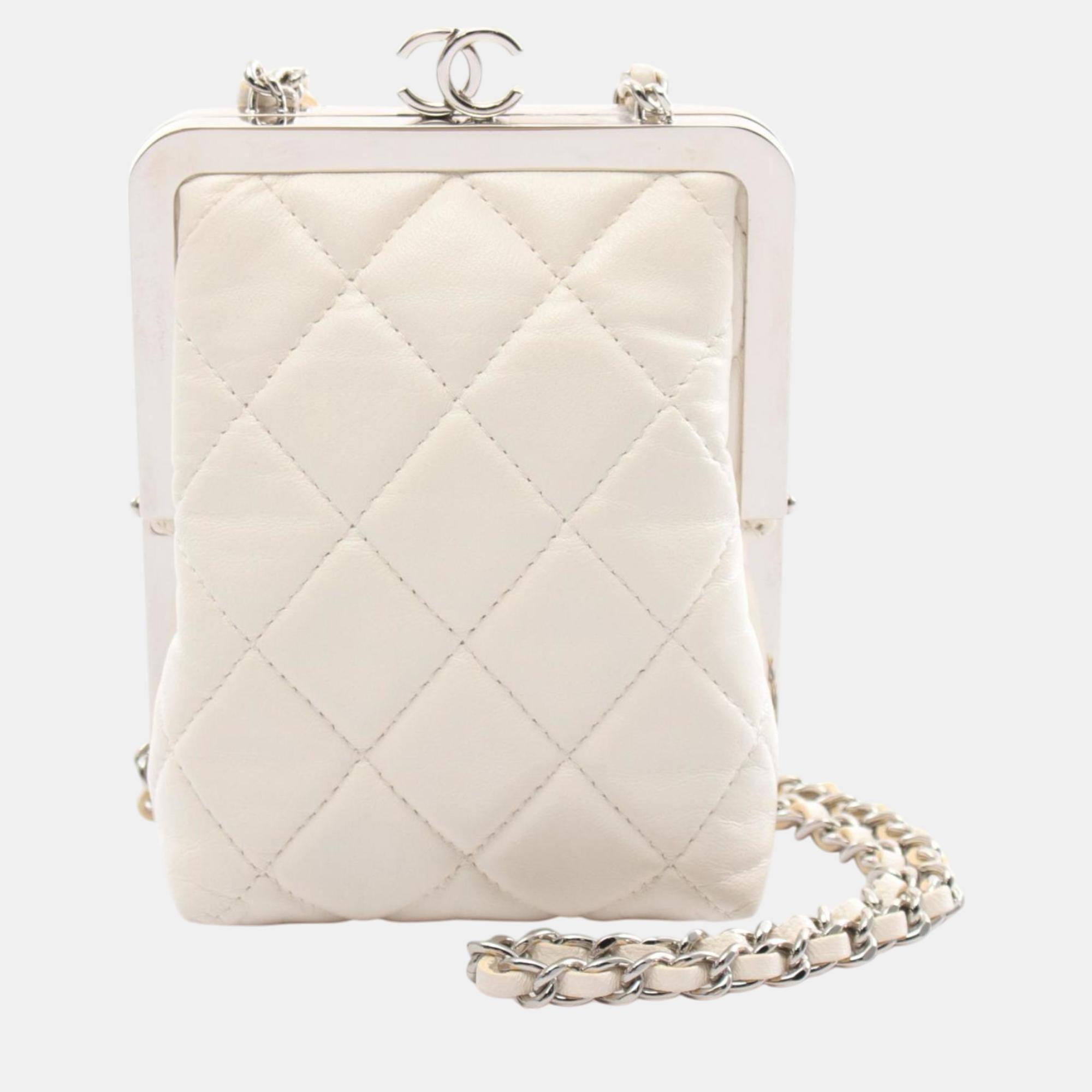 

Chanel Leather Plastic White Matelasse Shoulder Bag