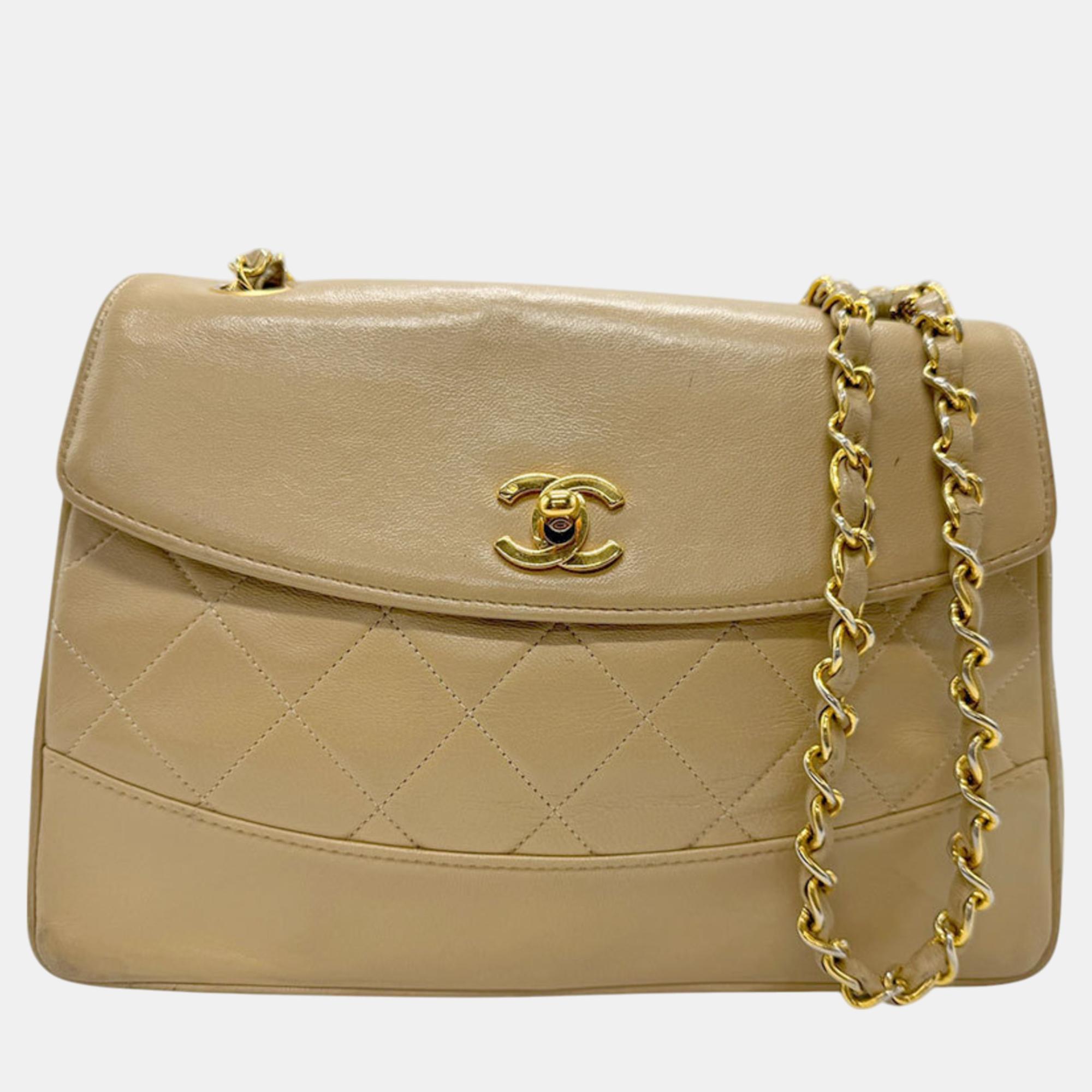 

Chanel Beige Gold Lambskin Shoulder Bag