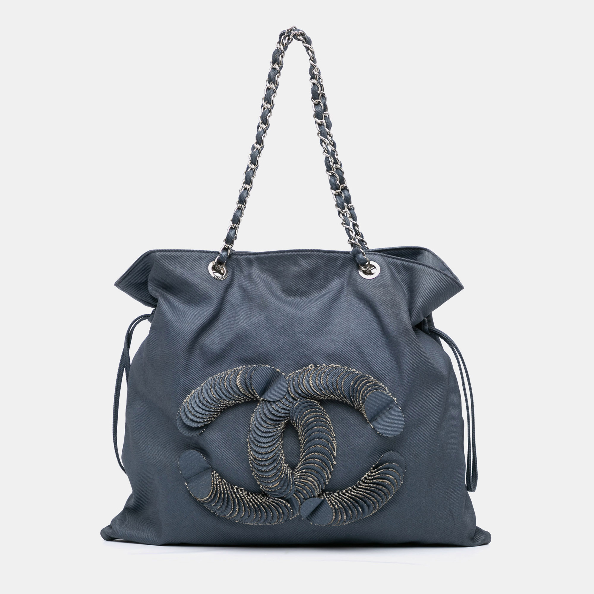 

Chanel Blue Large Denim CC Disc Bon Bon Tote